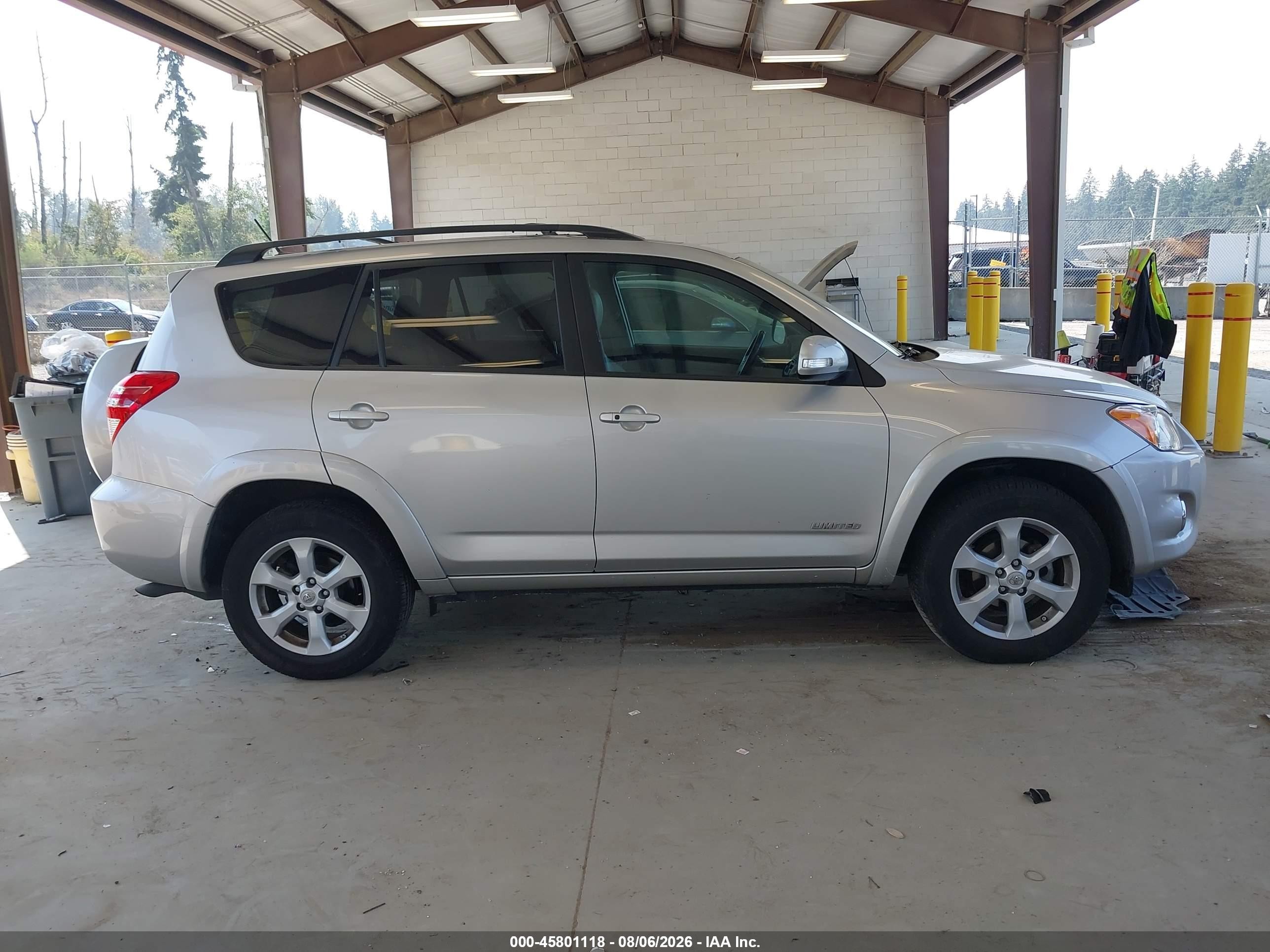 2012 Toyota Rav4 Limited Silver vin: 2T3DF4DV3CW186498