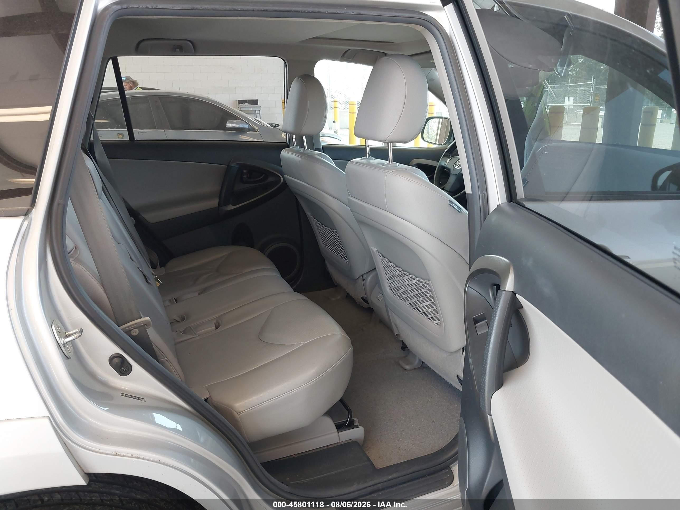 2012 Toyota Rav4 Limited Silver vin: 2T3DF4DV3CW186498