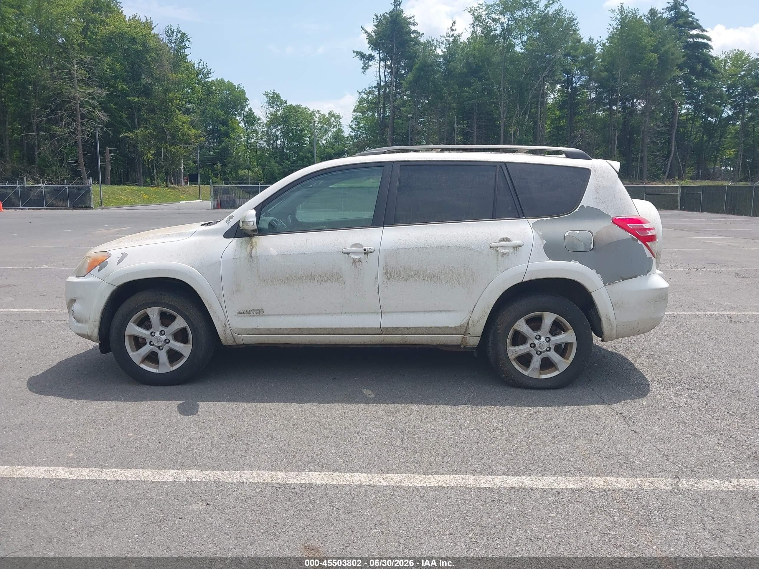 2012 Toyota Rav4 Limited White vin: 2T3DF4DV3CW249678