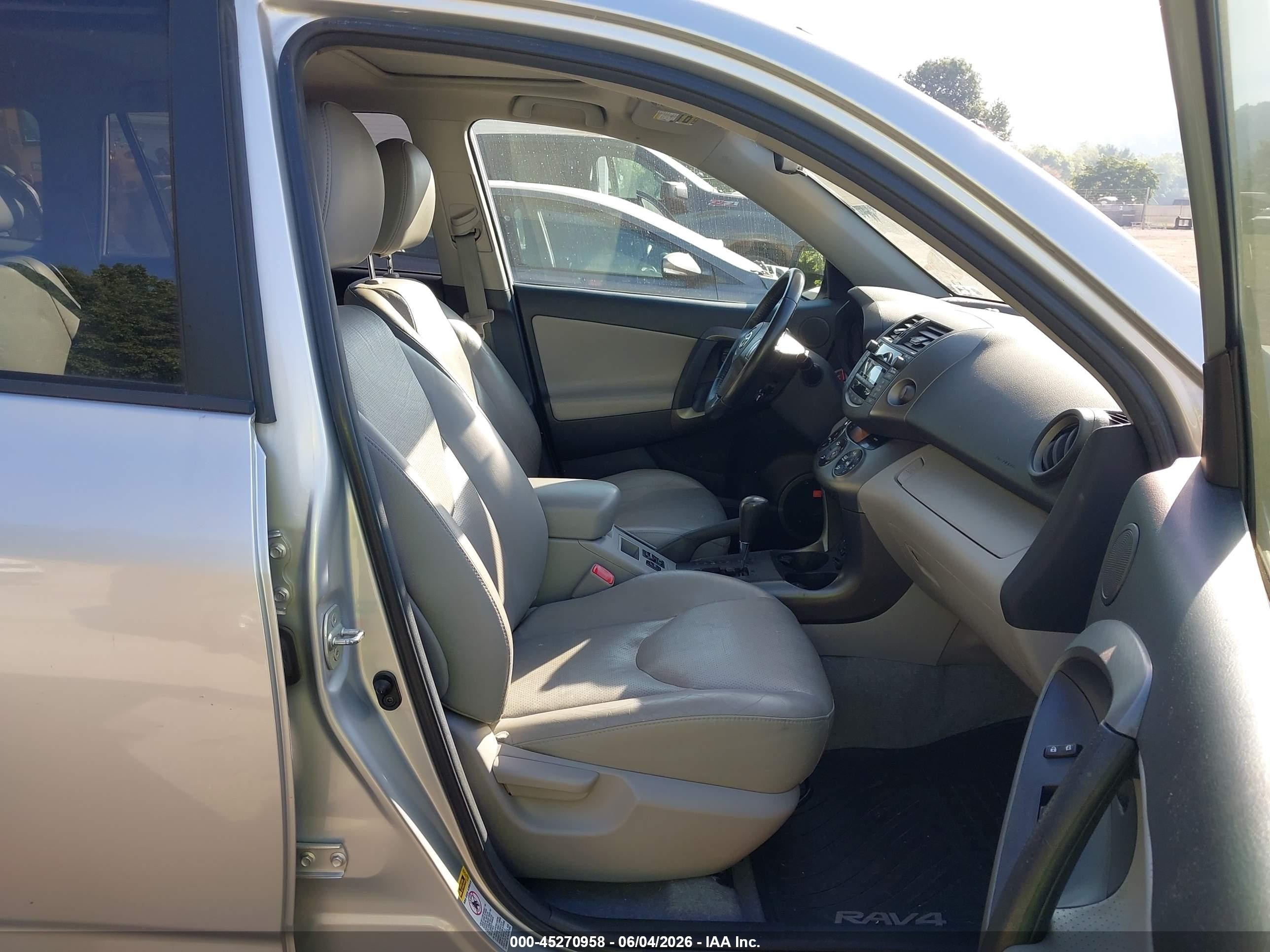 2011 Toyota Rav4 Limited Silver vin: 2T3DF4DV4BW121819