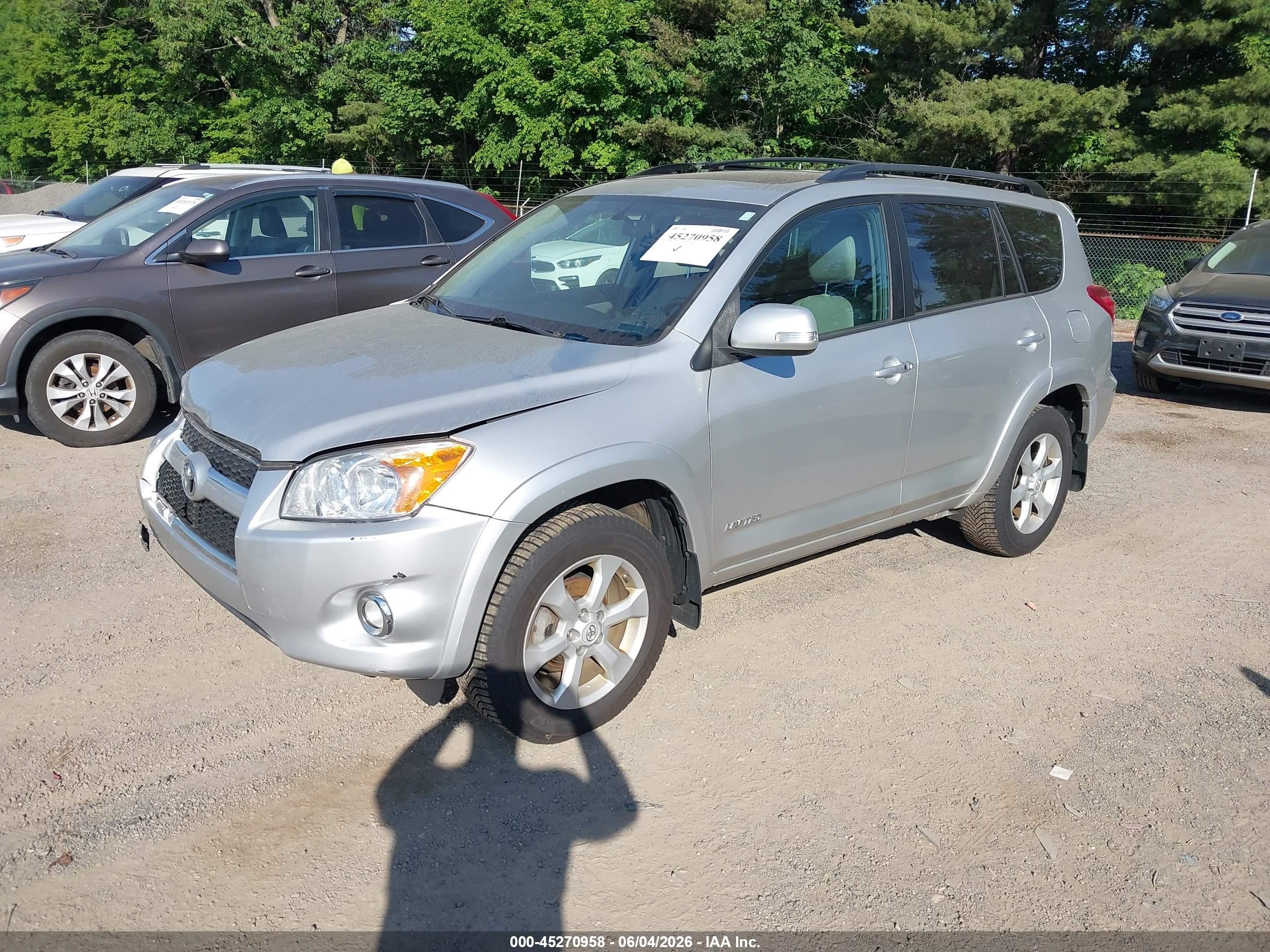 2011 Toyota Rav4 Limited Silver vin: 2T3DF4DV4BW121819