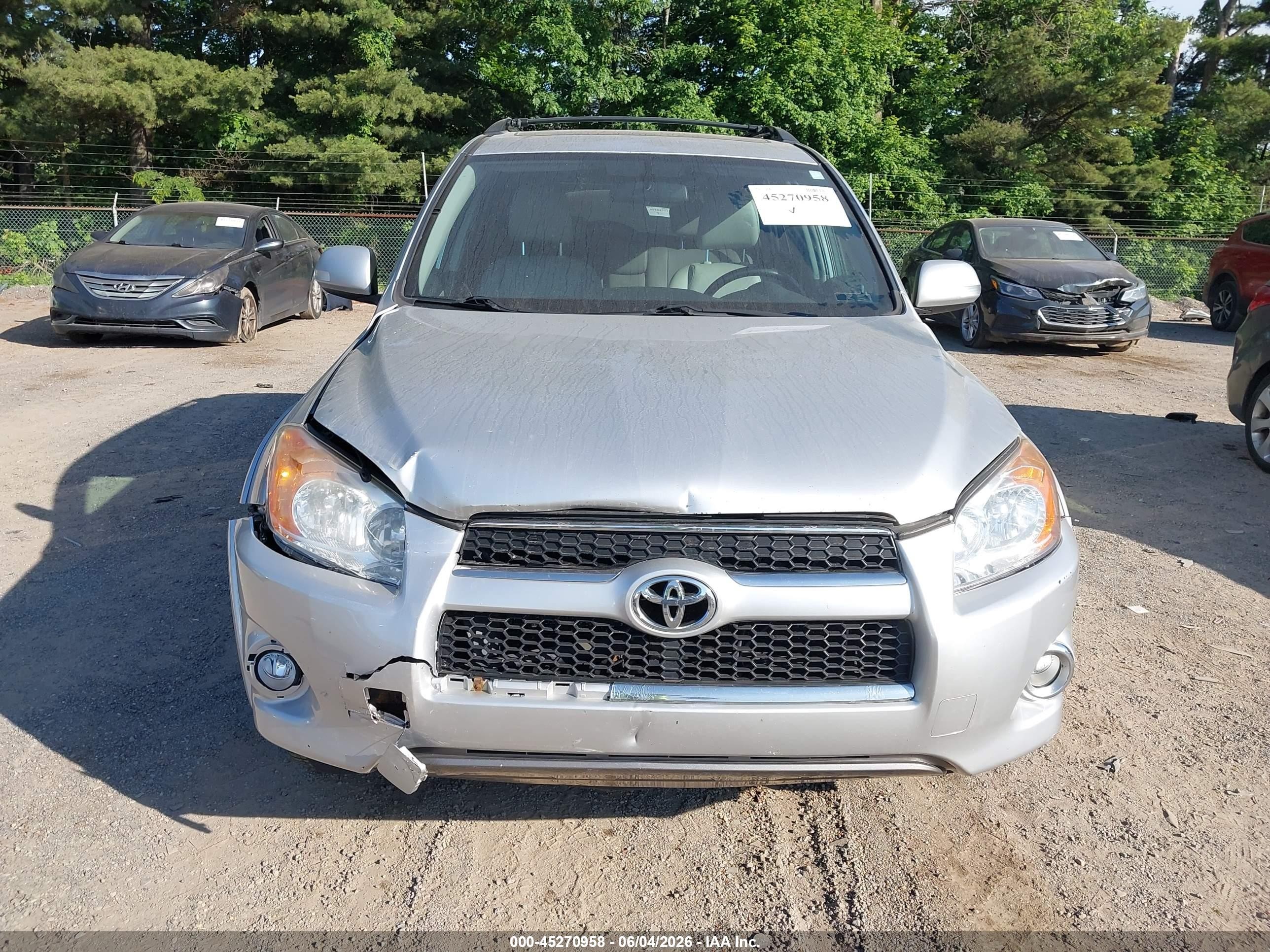 2011 Toyota Rav4 Limited Silver vin: 2T3DF4DV4BW121819