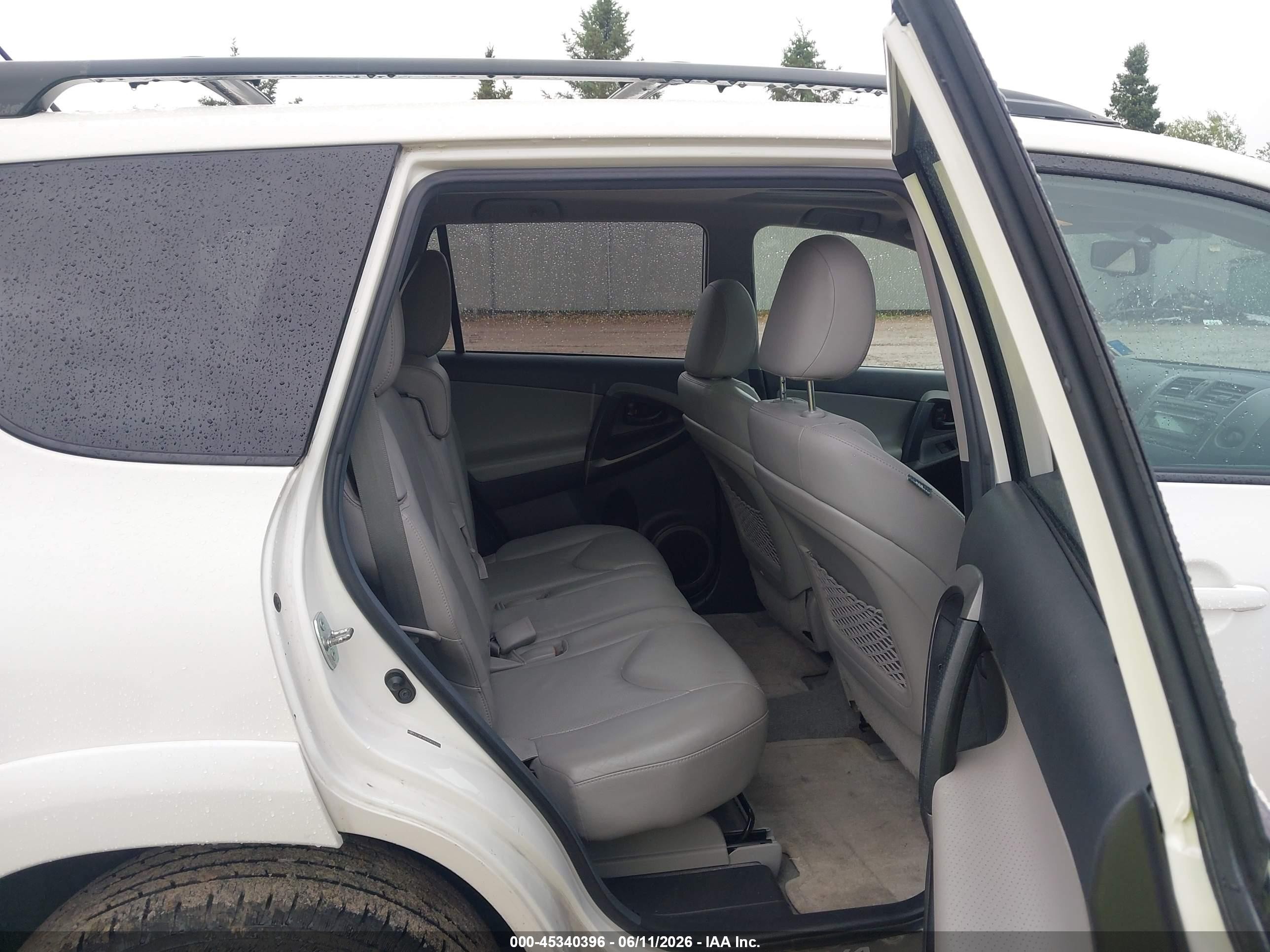 2012 Toyota Rav4 Limited White vin: 2T3DF4DV4CW204376