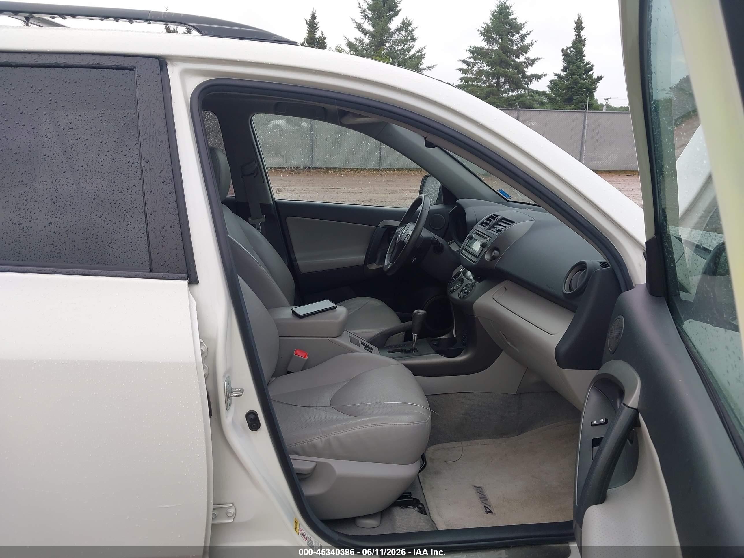 2012 Toyota Rav4 Limited White vin: 2T3DF4DV4CW204376