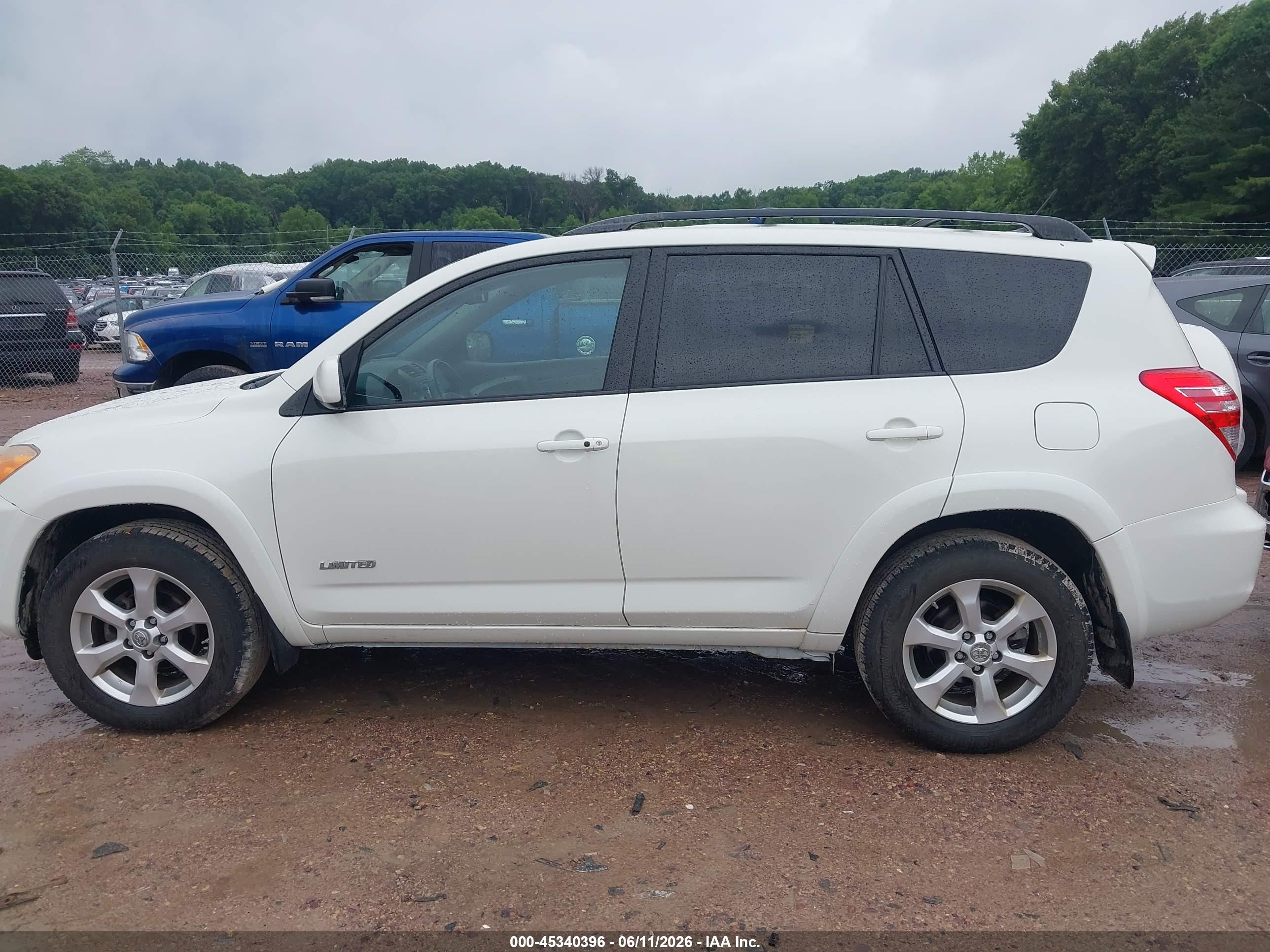 2012 Toyota Rav4 Limited White vin: 2T3DF4DV4CW204376