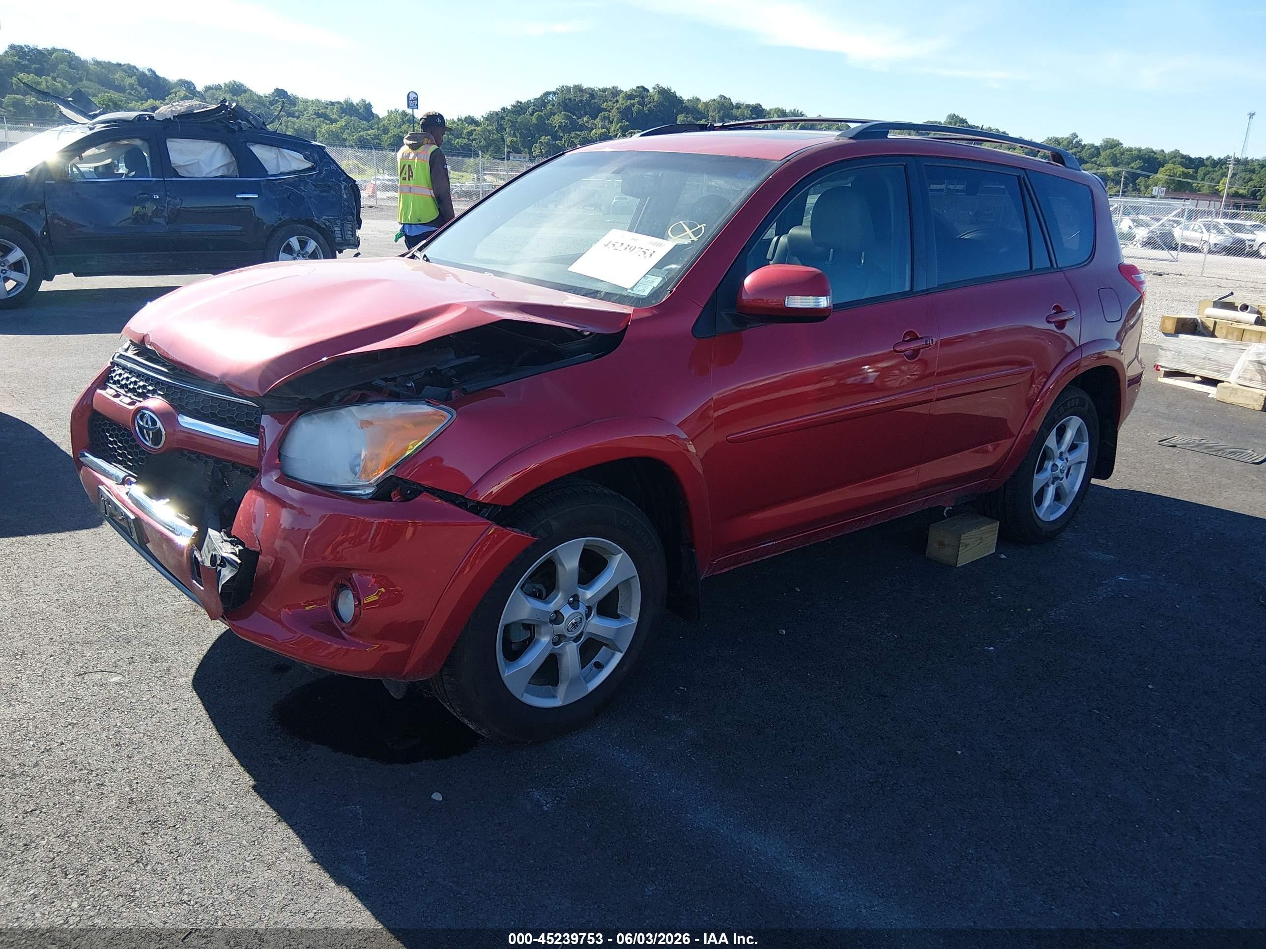2012 Toyota Rav4 Limited Red vin: 2T3DF4DV5CW201258