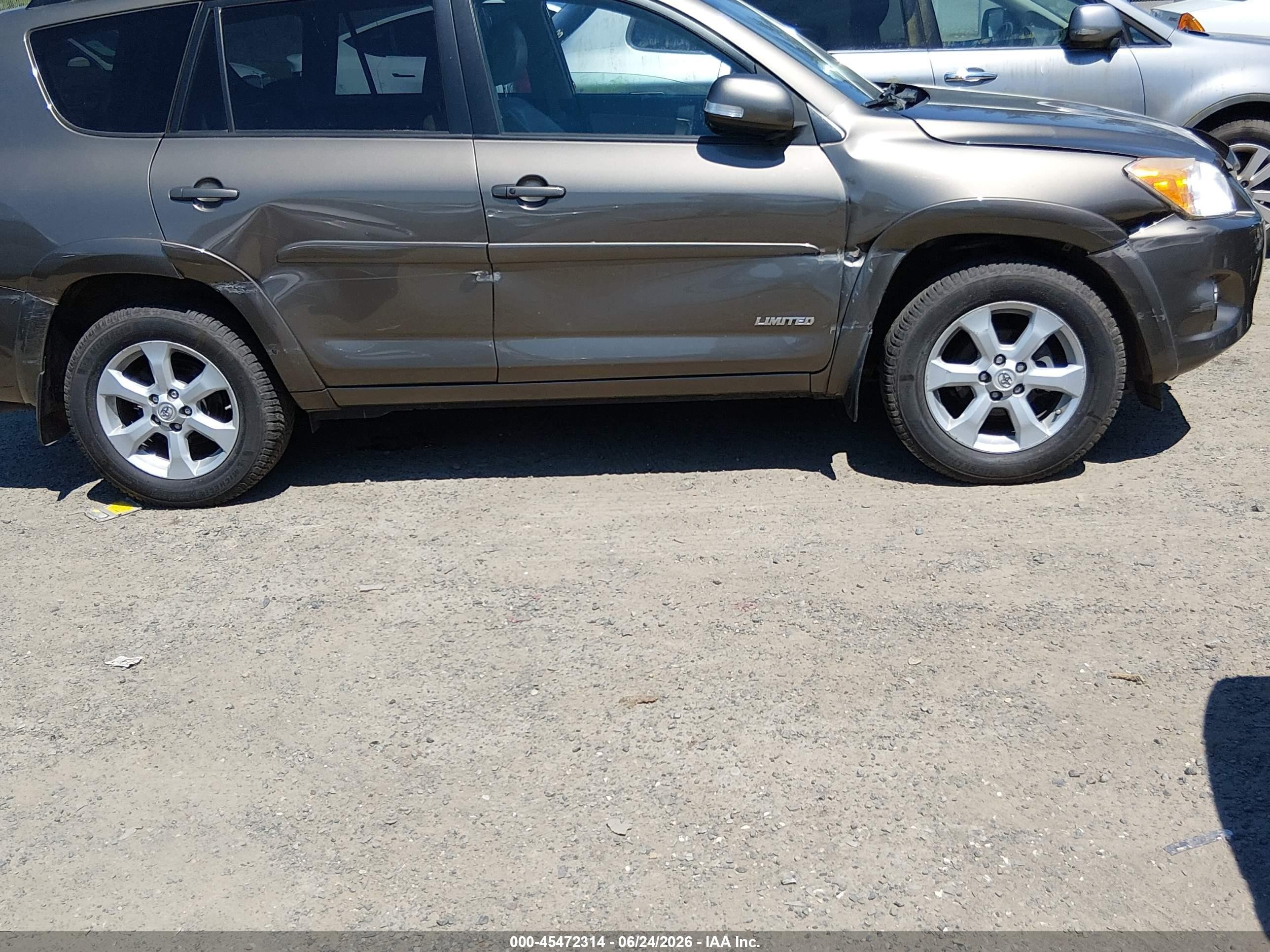 2011 Toyota Rav4 Limited Dark Brown vin: 2T3DF4DV6BW112152