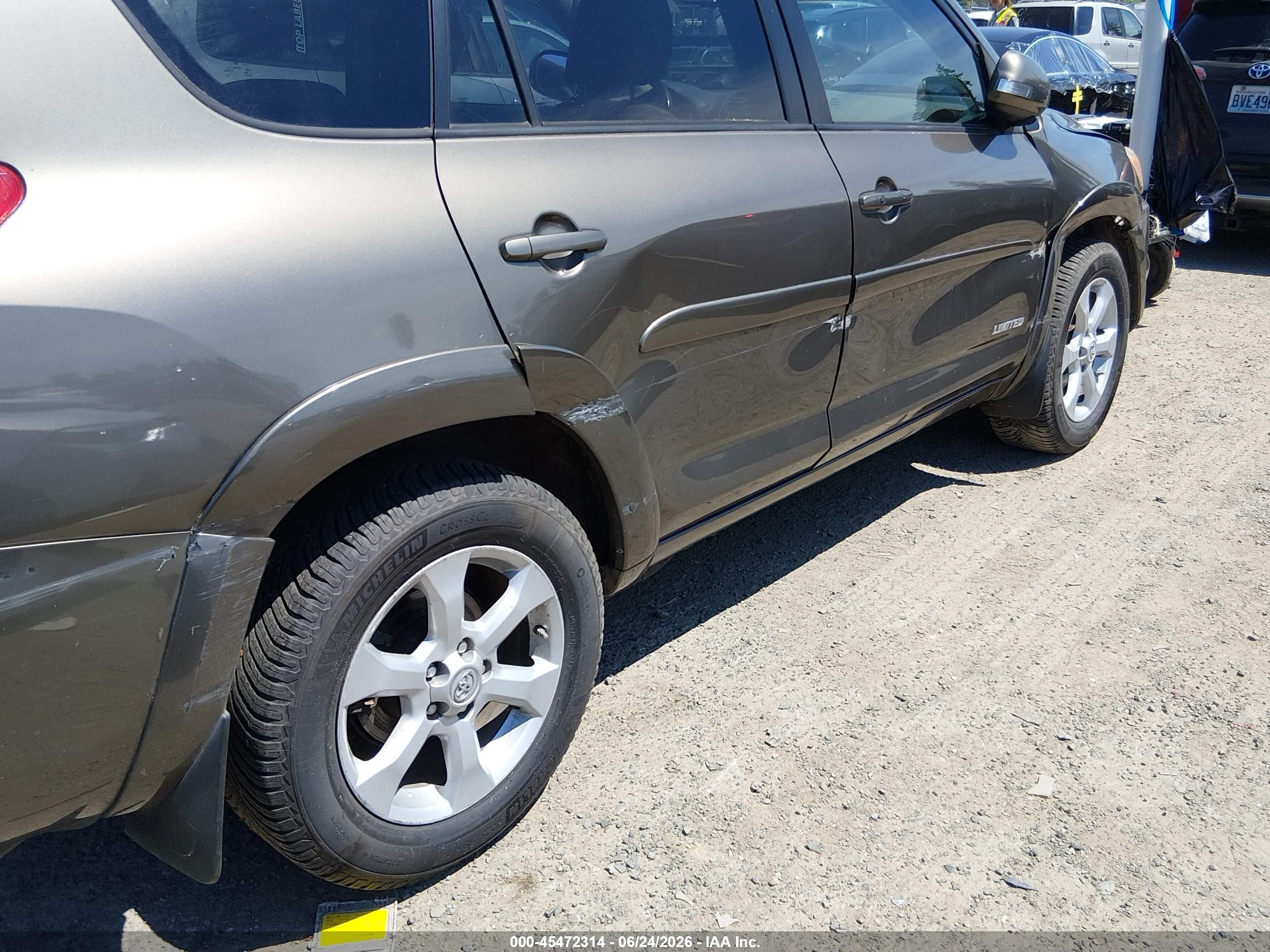 2011 Toyota Rav4 Limited Dark Brown vin: 2T3DF4DV6BW112152