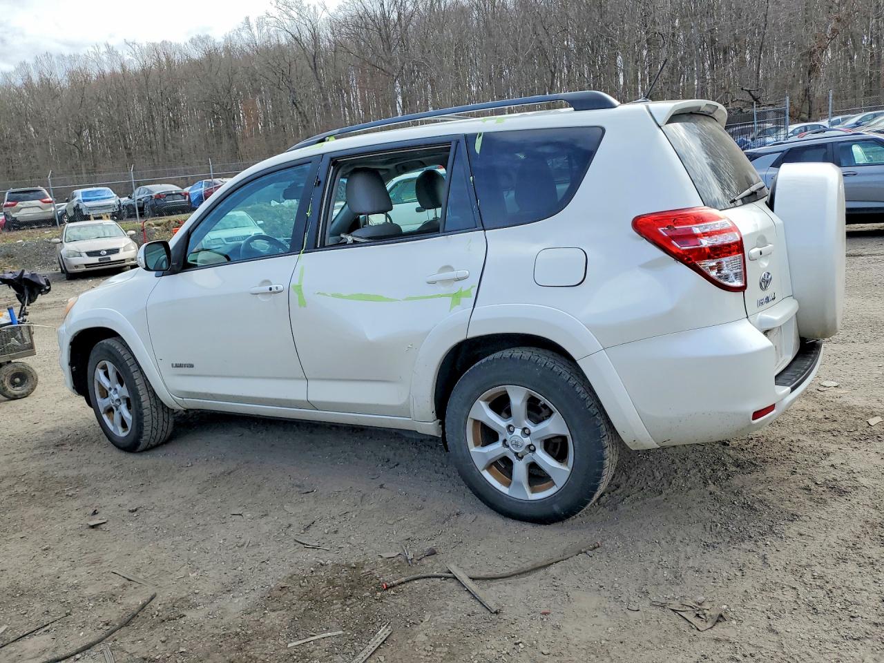 2012 Toyota Rav4 Limited White vin: 2T3DF4DV7CW201617