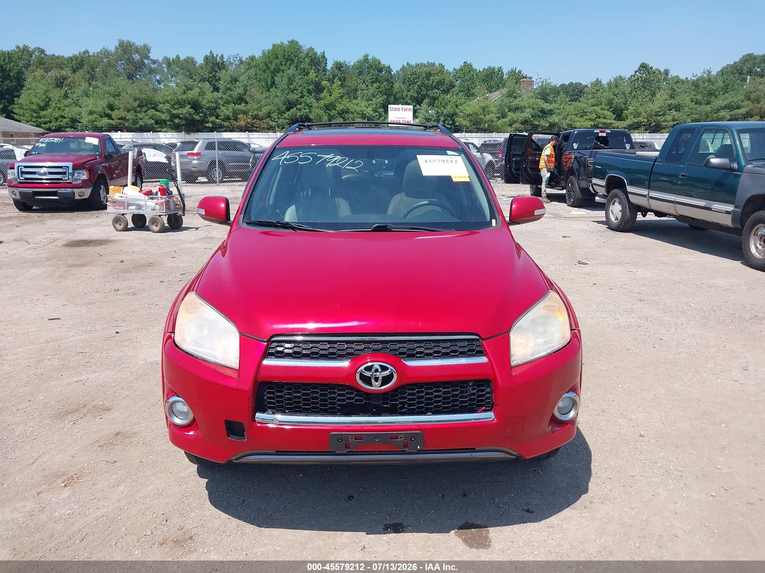 2012 Toyota Rav4 Limited Red vin: 2T3DF4DV8CW219866