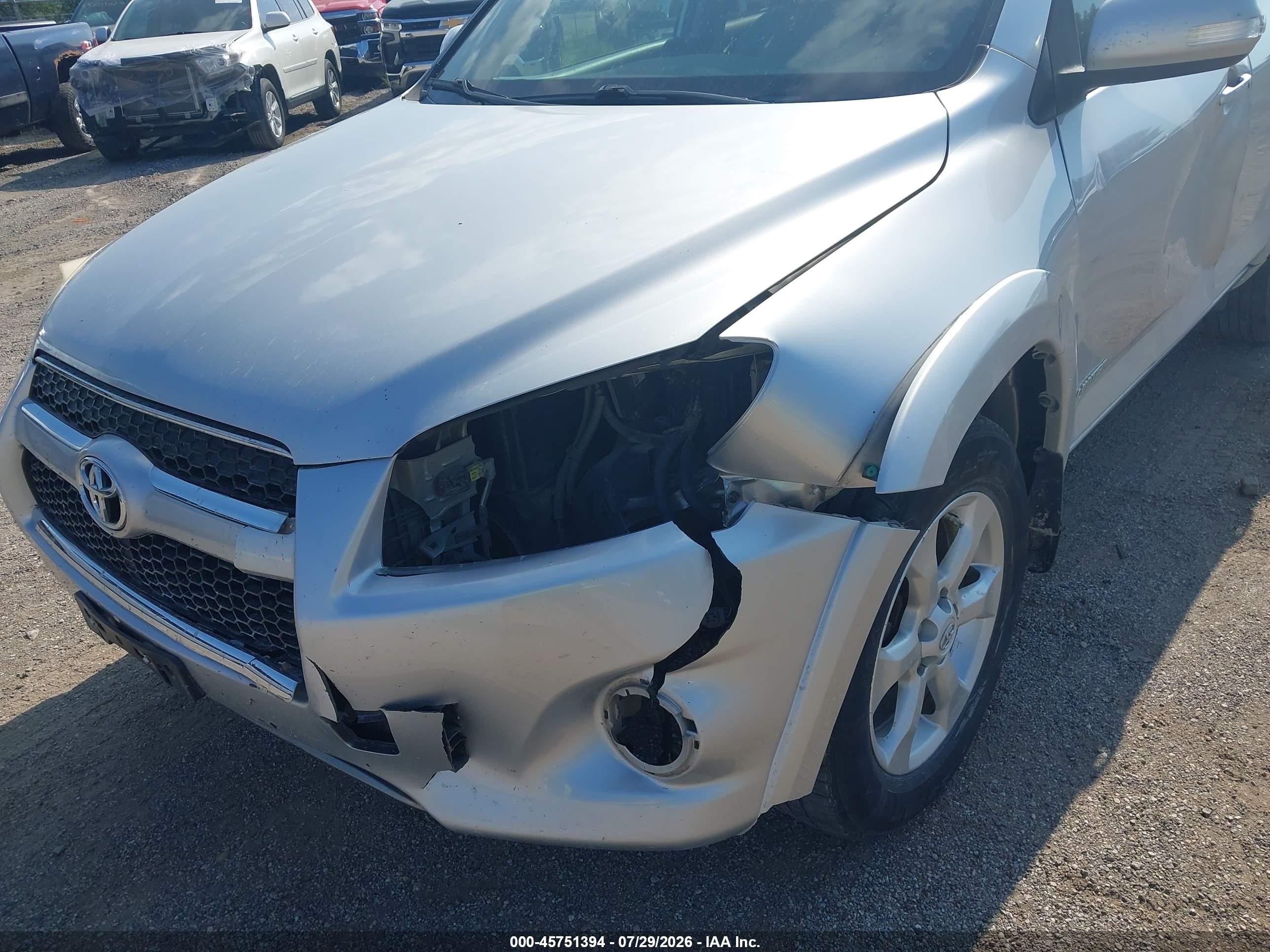2010 Toyota Rav4 Limited Silver vin: 2T3DF4DV9AW073636