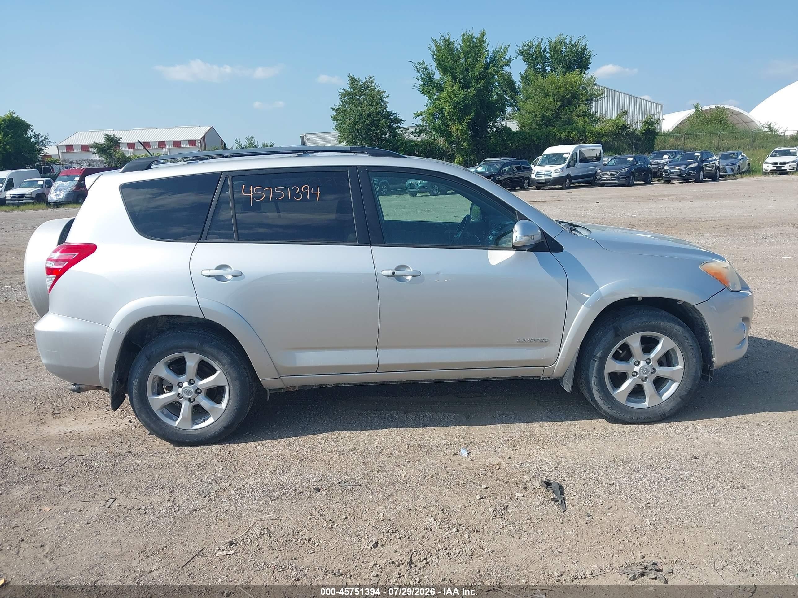 2010 Toyota Rav4 Limited Silver vin: 2T3DF4DV9AW073636