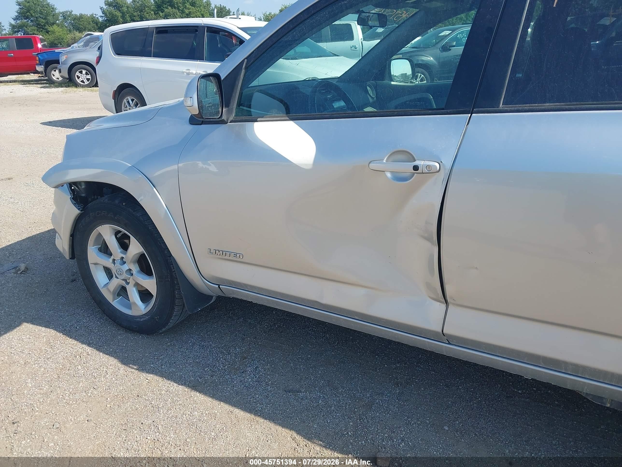 2010 Toyota Rav4 Limited Silver vin: 2T3DF4DV9AW073636