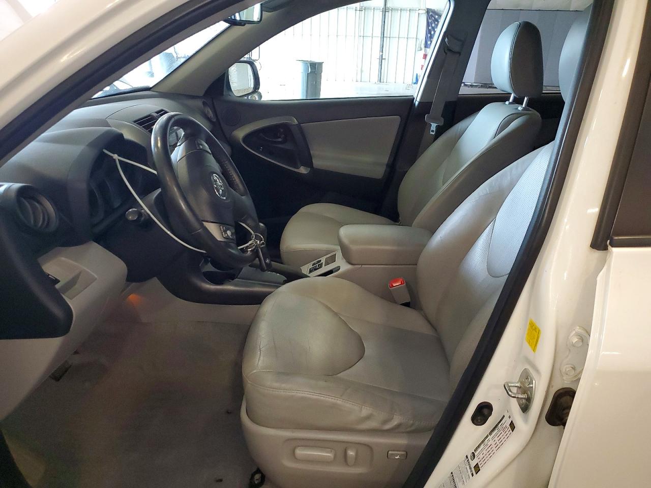 2011 Toyota Rav4 Limited White vin: 2T3DF4DV9BW106393