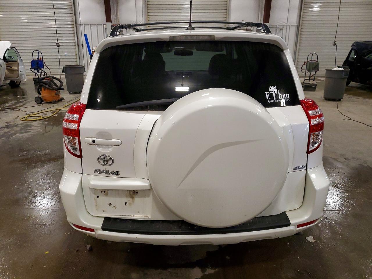 2011 Toyota Rav4 Limited White vin: 2T3DF4DV9BW106393