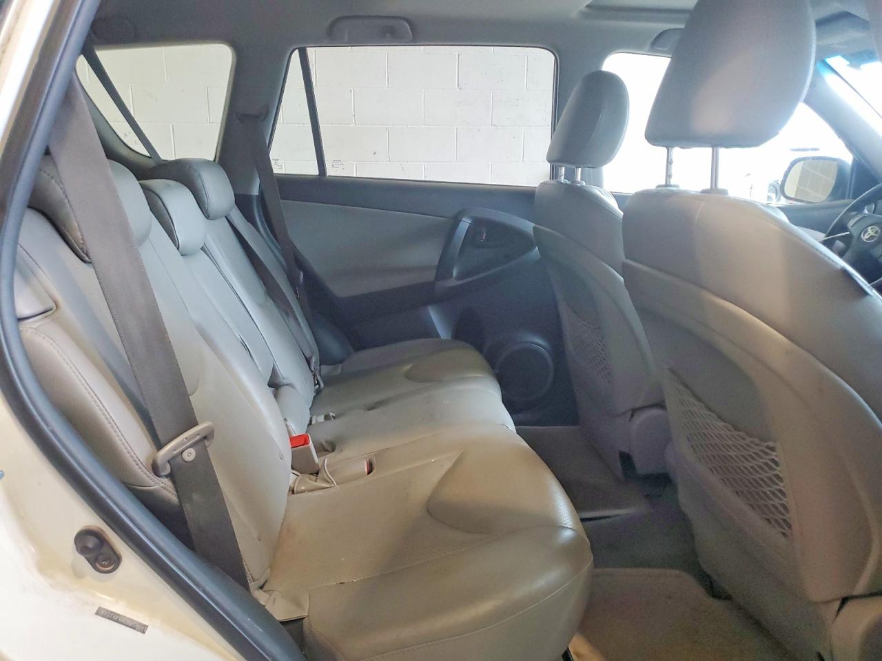 2011 Toyota Rav4 Limited Белый vin: 2T3DF4DV9BW136641