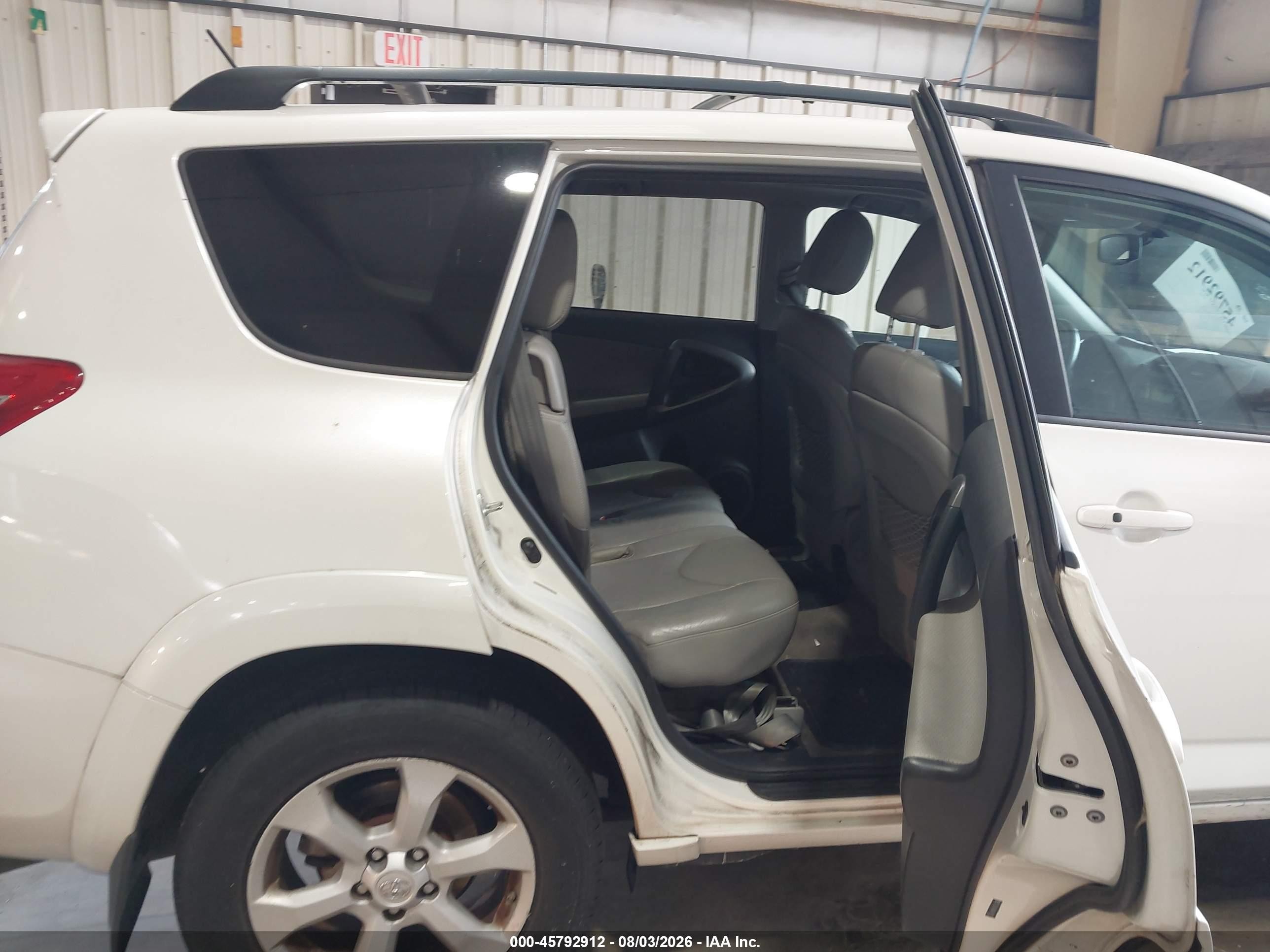 2012 Toyota Rav4 Limited White vin: 2T3DF4DV9CW219021