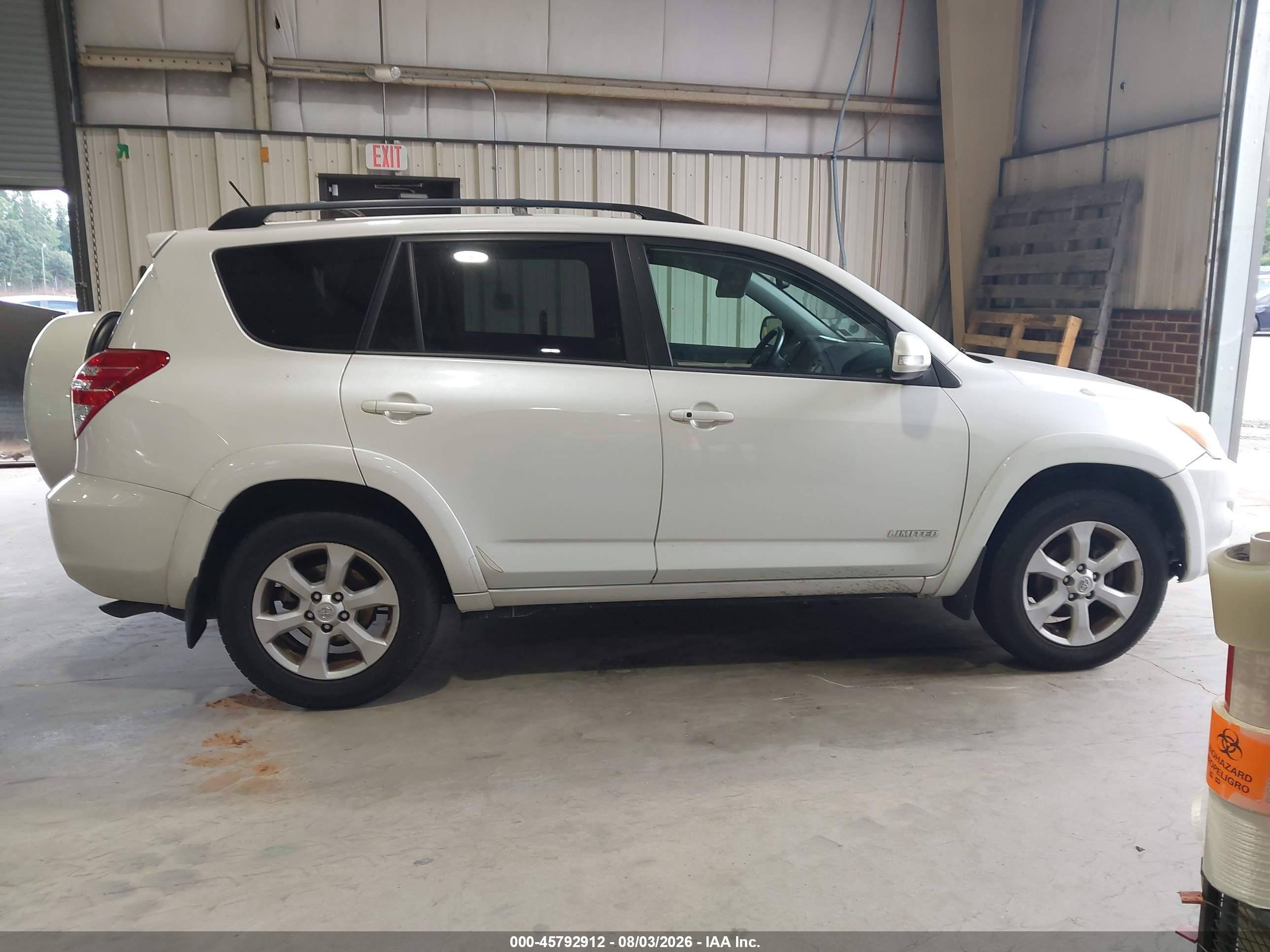 2012 Toyota Rav4 Limited White vin: 2T3DF4DV9CW219021