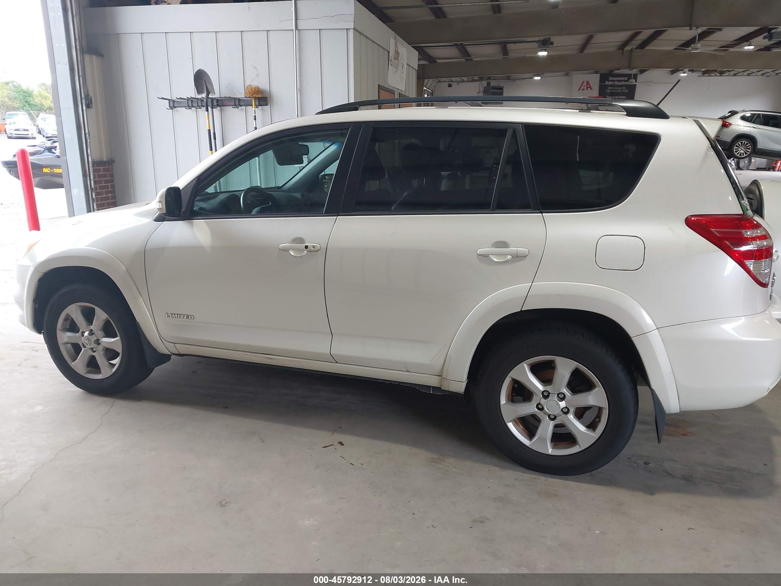 2012 Toyota Rav4 Limited White vin: 2T3DF4DV9CW219021