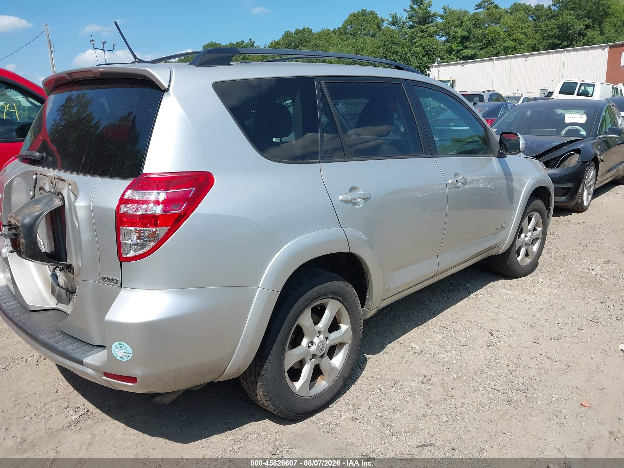 2011 Toyota Rav4 Limited Silver vin: 2T3DF4DVXBW089636