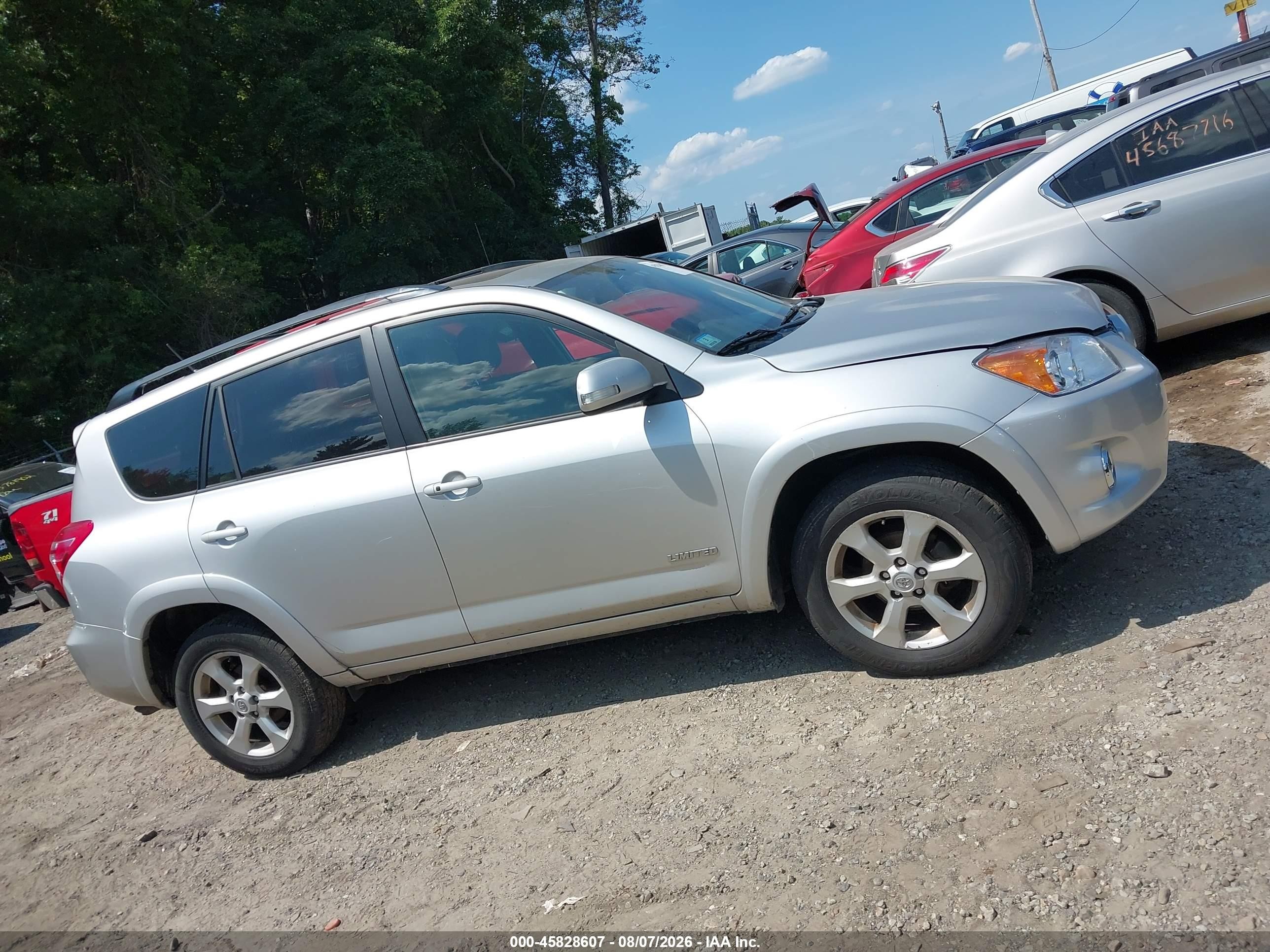 2011 Toyota Rav4 Limited Silver vin: 2T3DF4DVXBW089636