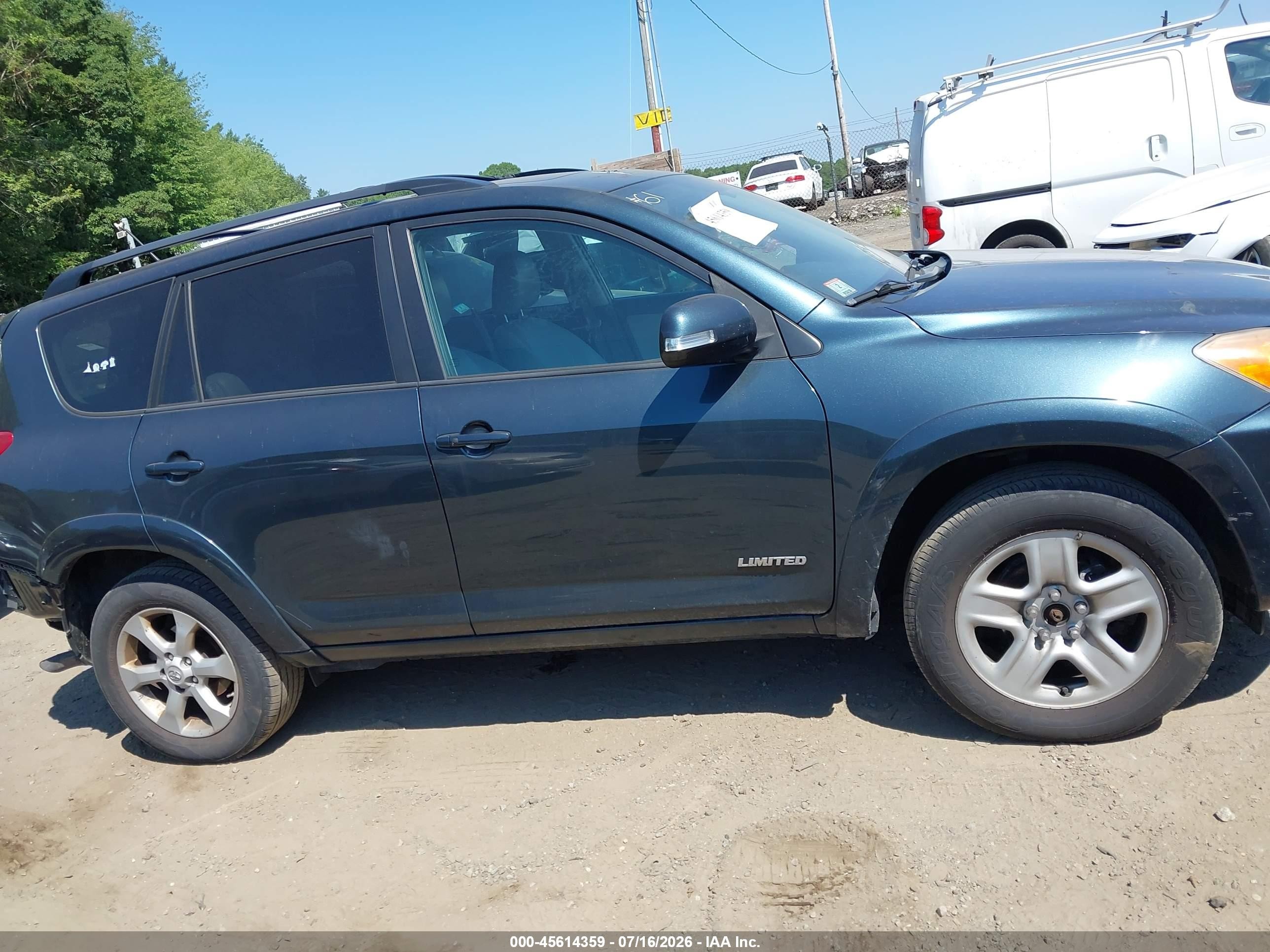 2011 Toyota Rav4 Limited Зеленый vin: 2T3DF4DVXBW160804
