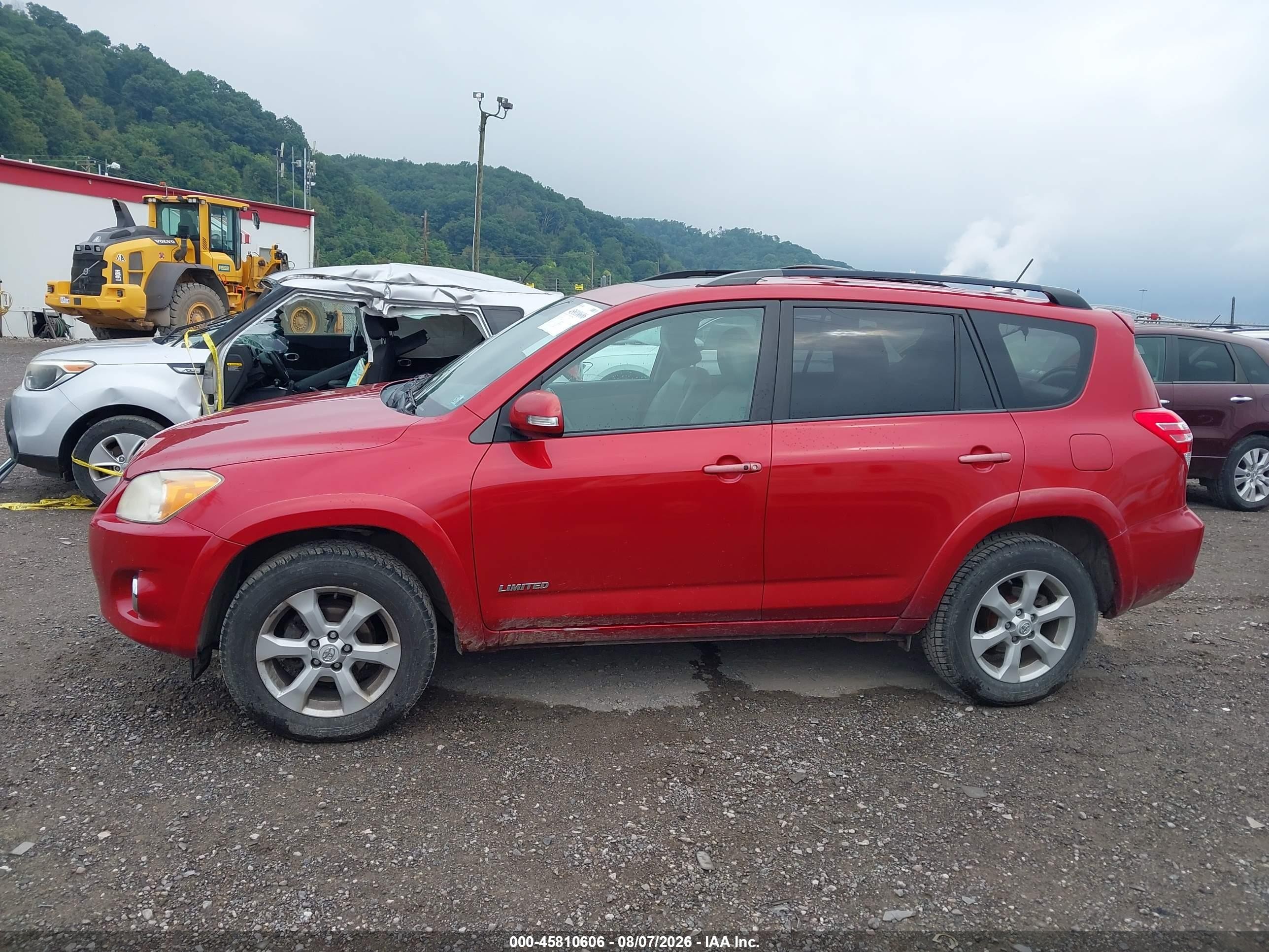 2012 Toyota Rav4 Limited Red vin: 2T3DF4DVXCW246857