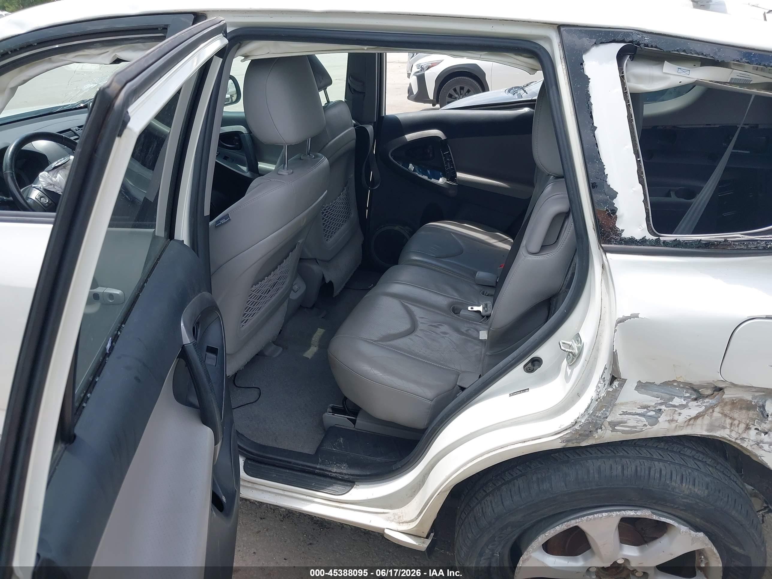 2012 Toyota Rav4 Limited Белый vin: 2T3DF4DVXCW247961