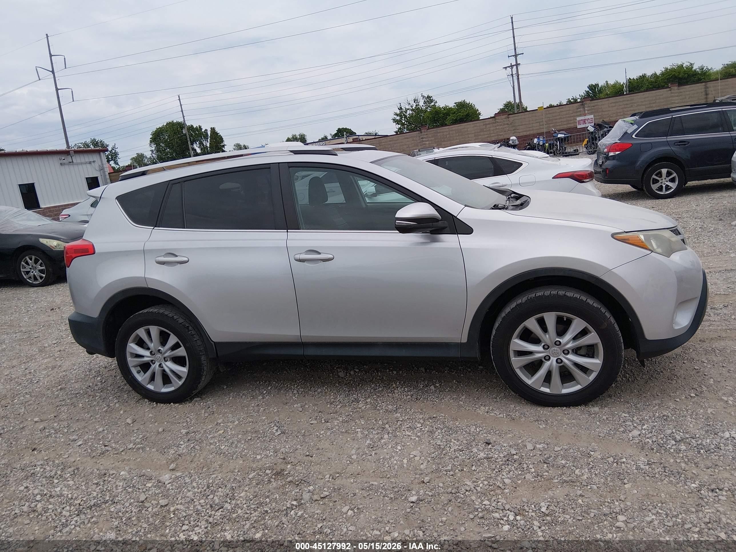 2013 Toyota Rav4 Limited Silver vin: 2T3DFREV0DW007590