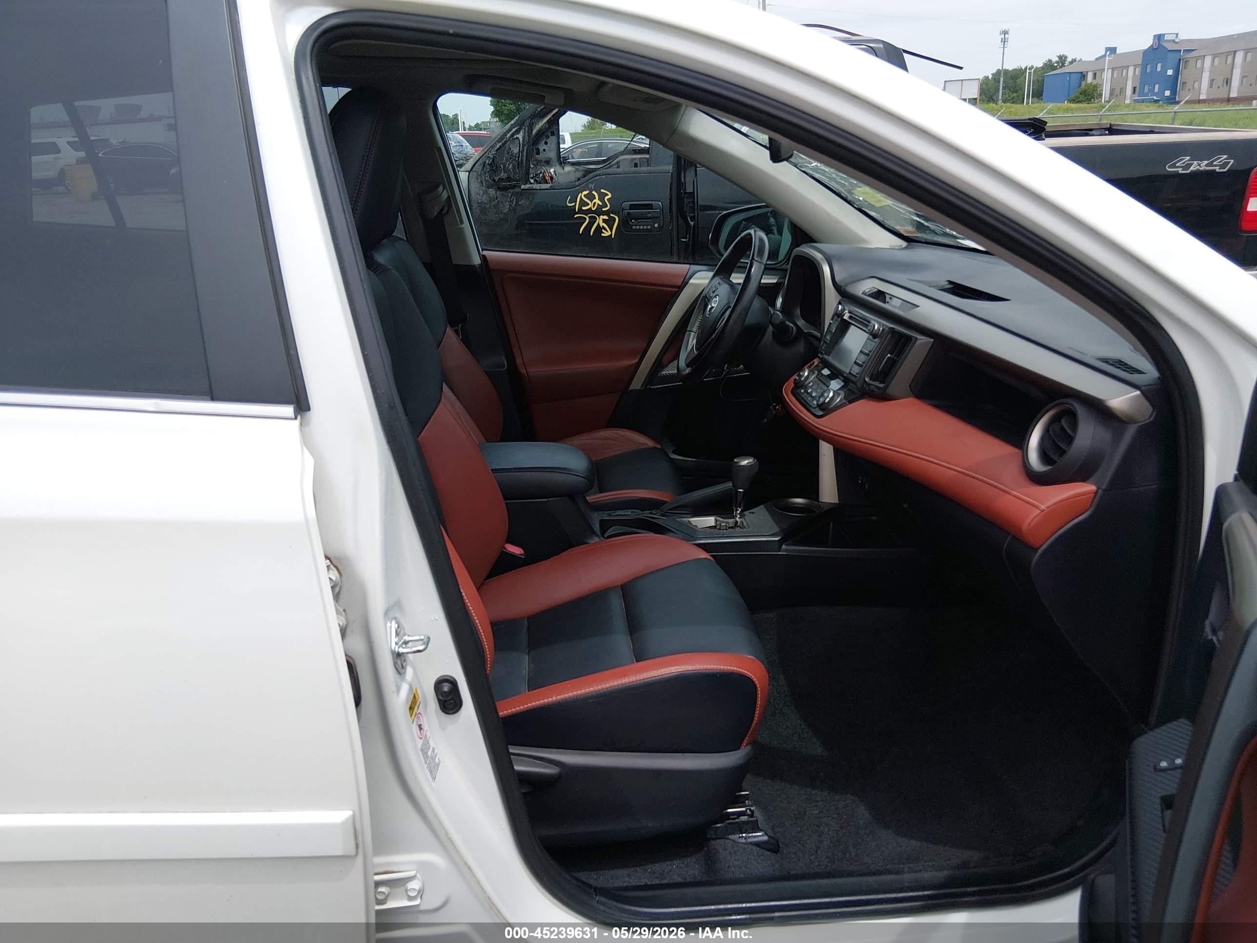2013 Toyota Rav4 Limited White vin: 2T3DFREV0DW088865