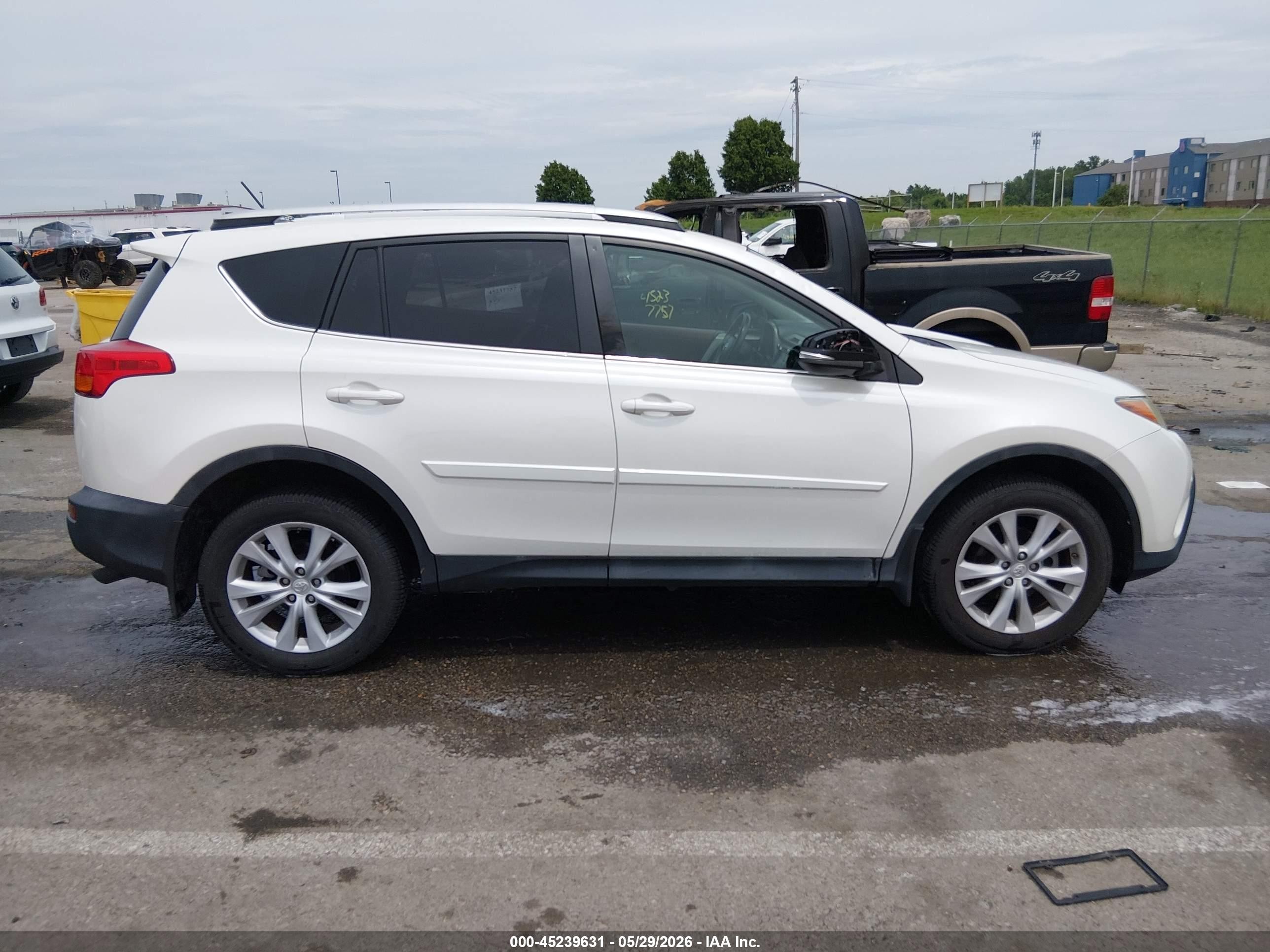 2013 Toyota Rav4 Limited White vin: 2T3DFREV0DW088865
