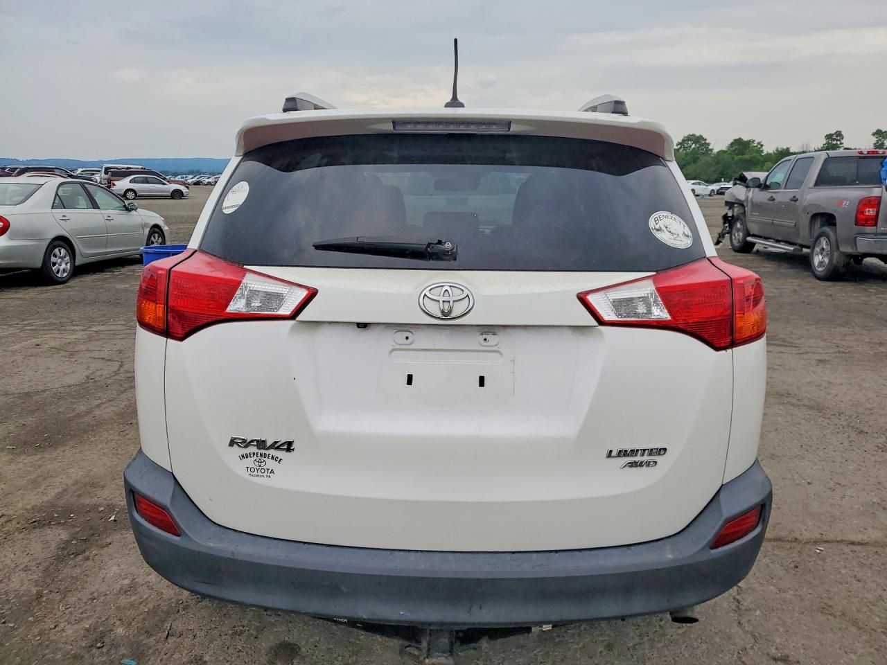 2014 Toyota Rav4 Limited White vin: 2T3DFREV0EW199093