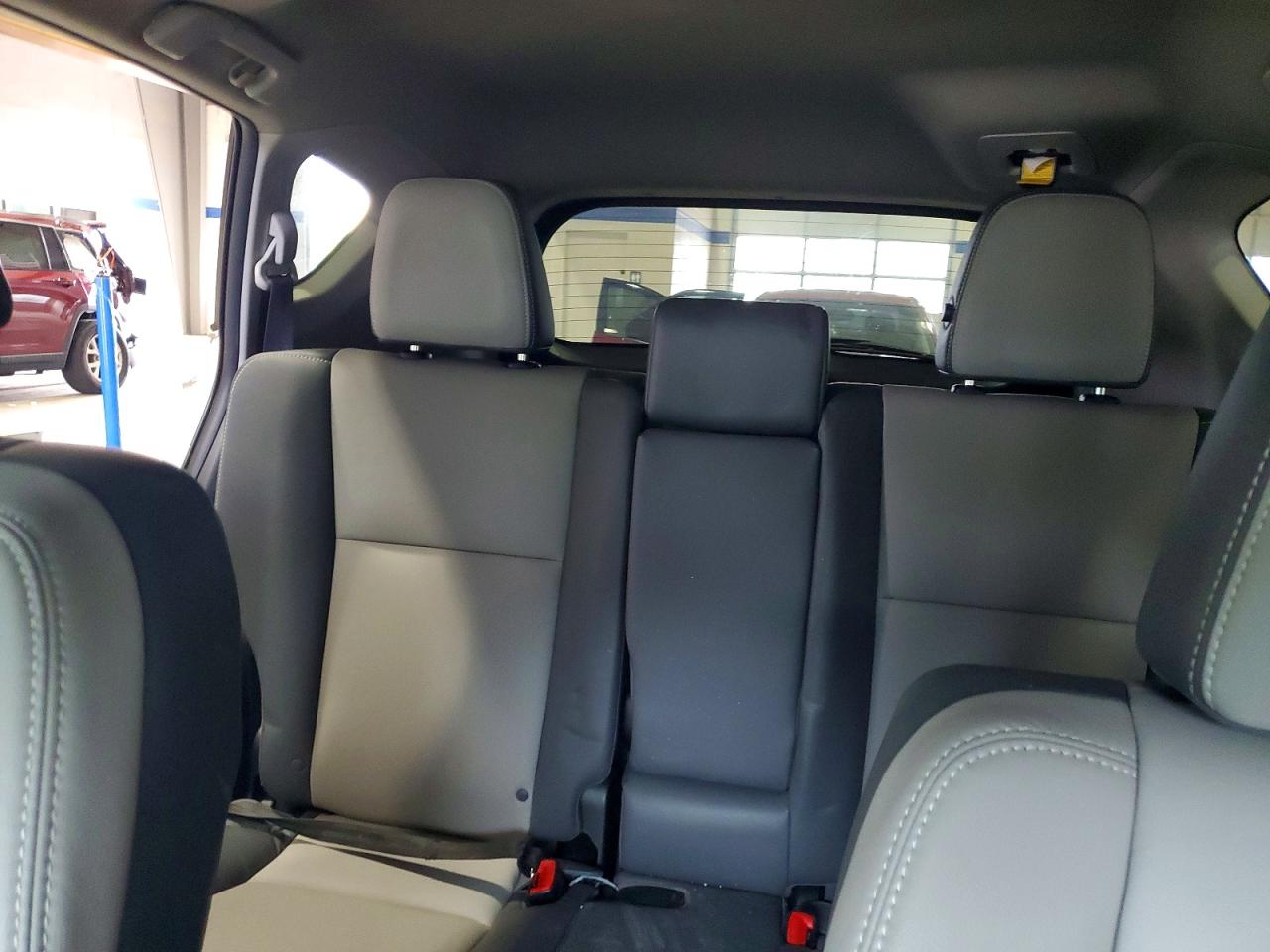 2015 Toyota Rav4 Limited White vin: 2T3DFREV0FW372855