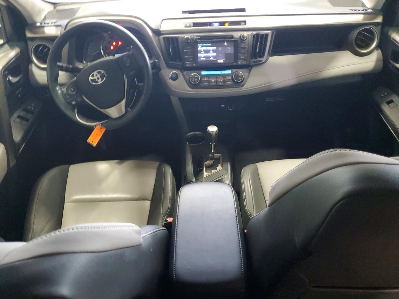 2015 Toyota Rav4 Limited White vin: 2T3DFREV0FW372855