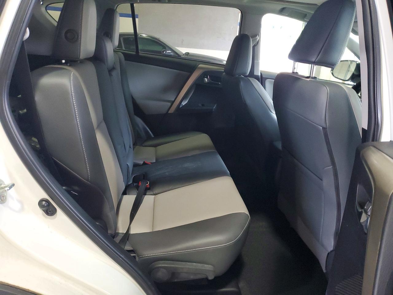 2015 Toyota Rav4 Limited White vin: 2T3DFREV0FW372855