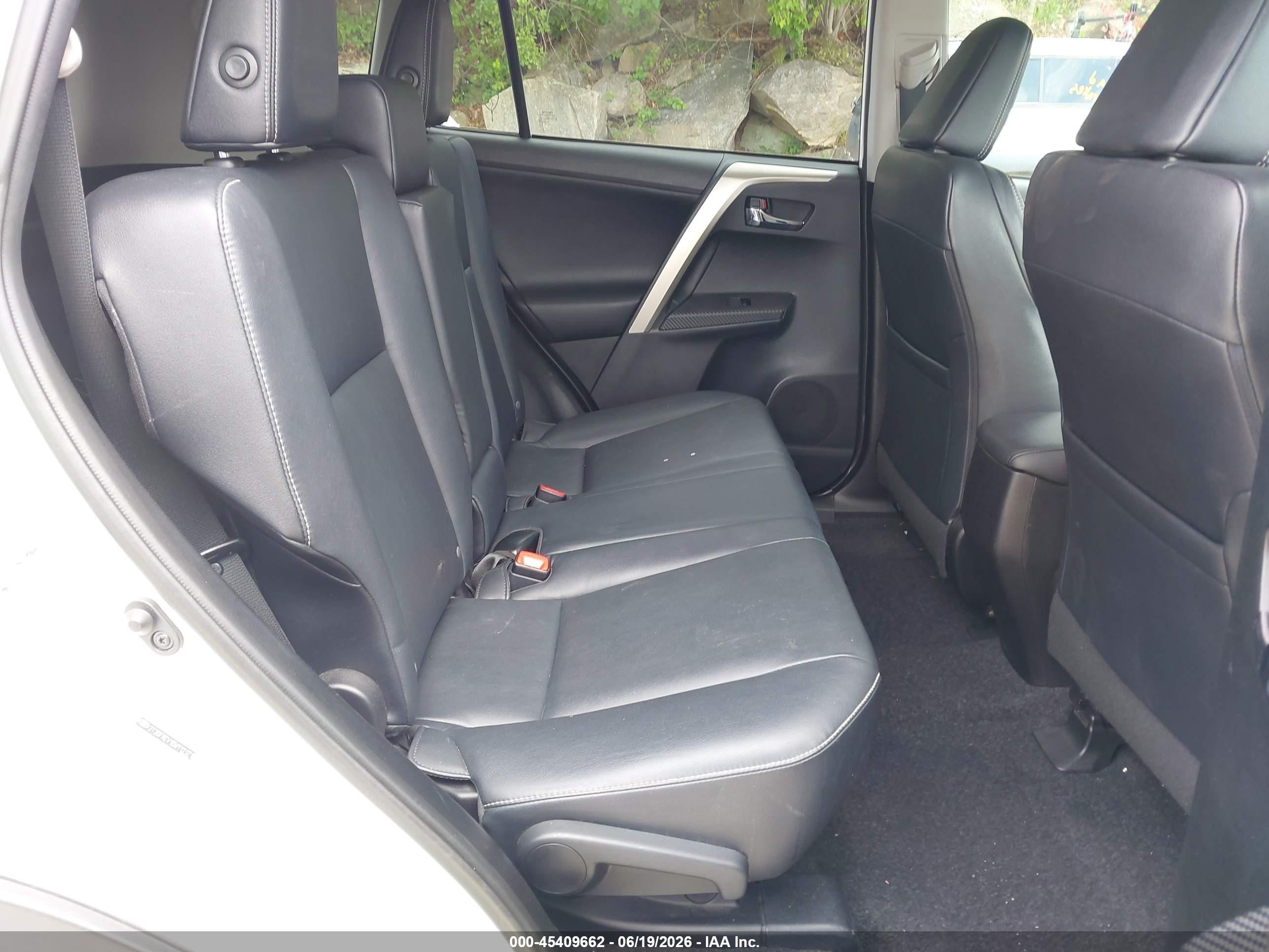 2013 Toyota Rav4 Limited White vin: 2T3DFREV1DW112171