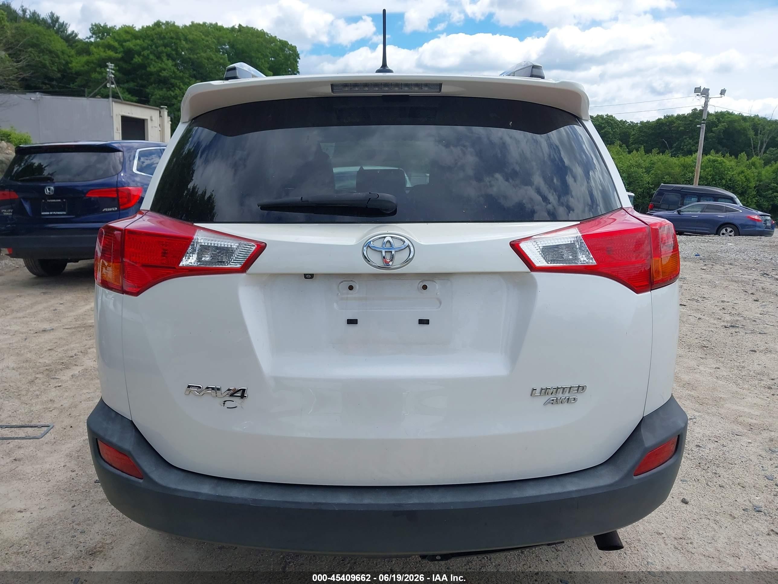 2013 Toyota Rav4 Limited White vin: 2T3DFREV1DW112171