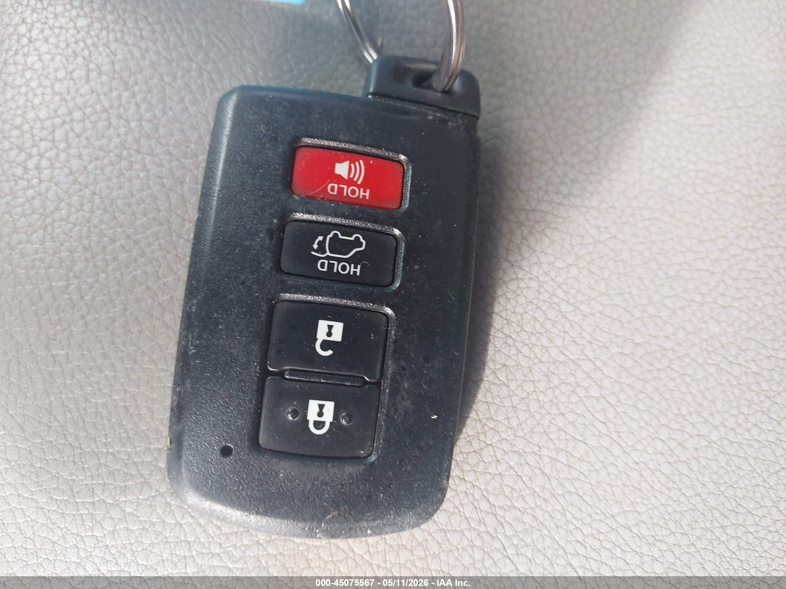 2015 Toyota Rav4 Limited White vin: 2T3DFREV1FW250635