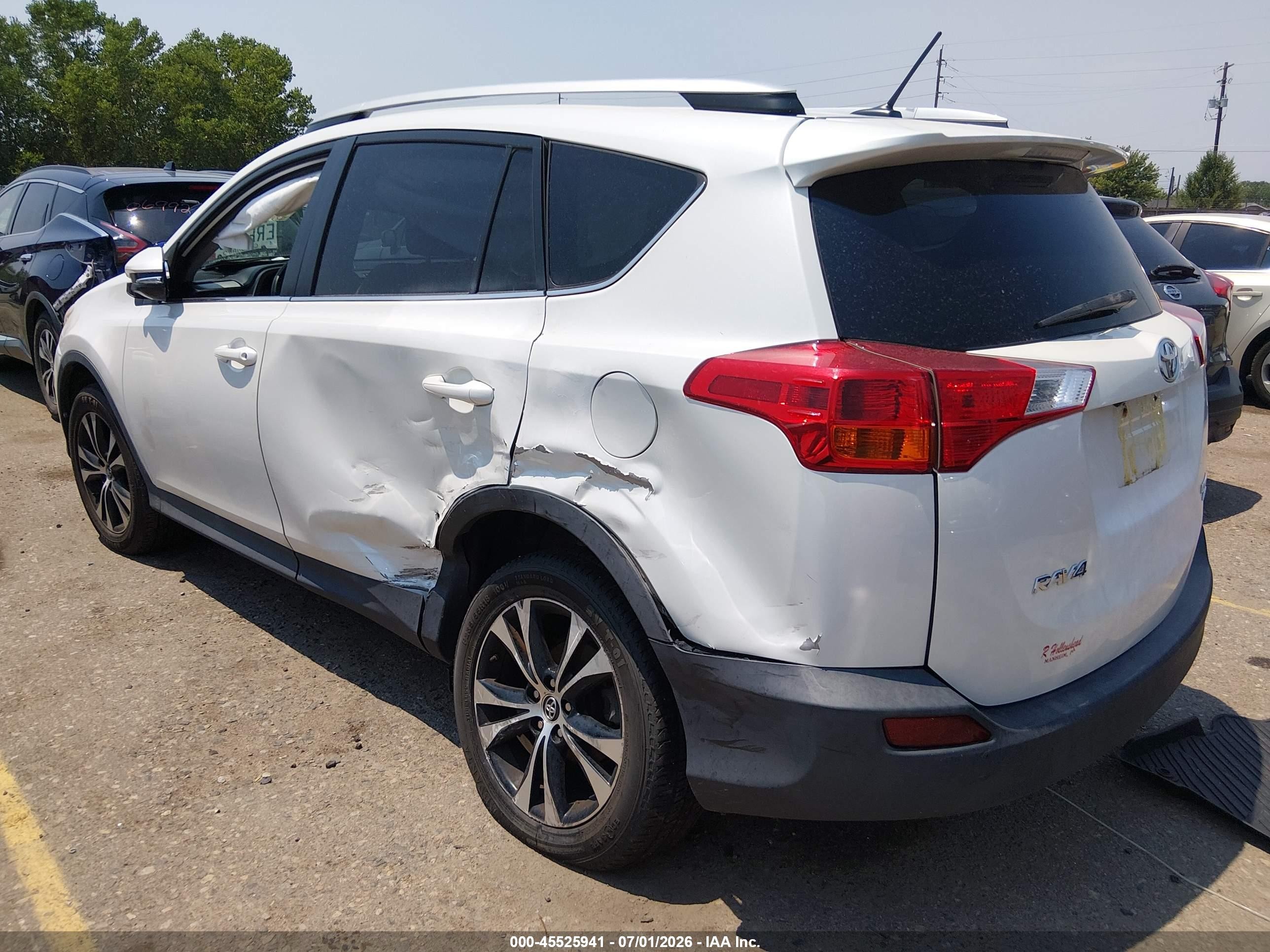 2015 Toyota Rav4 Limited Белый vin: 2T3DFREV1FW342392