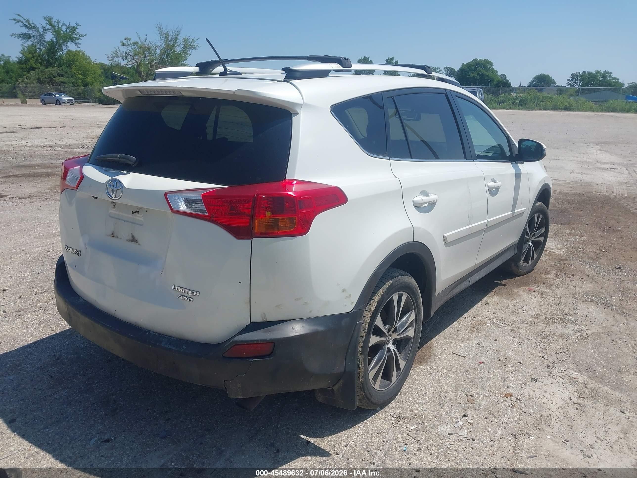 2015 Toyota Rav4 Limited White vin: 2T3DFREV1FW348824