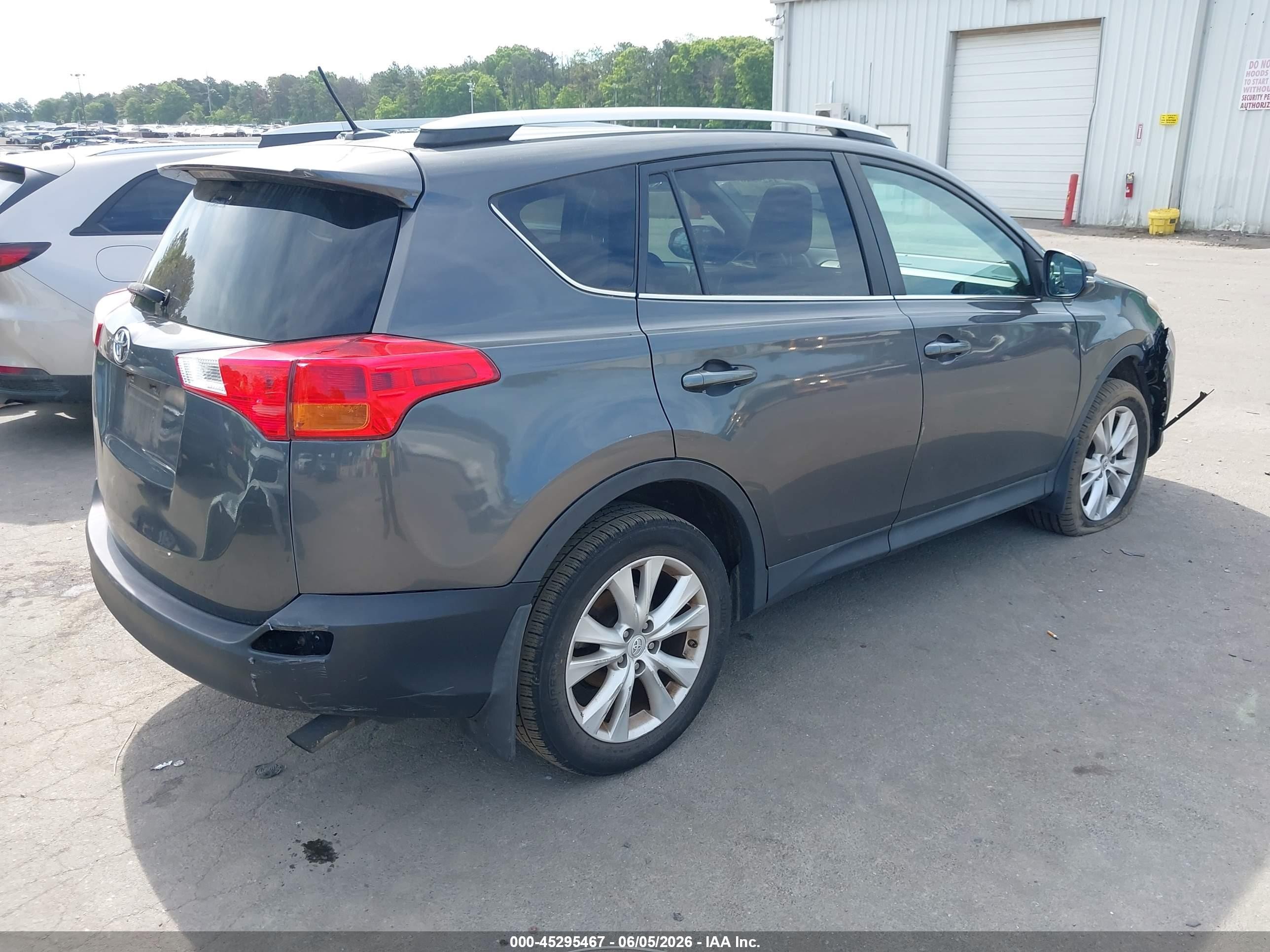 2015 Toyota Rav4 Limited Gray vin: 2T3DFREV1FW349794