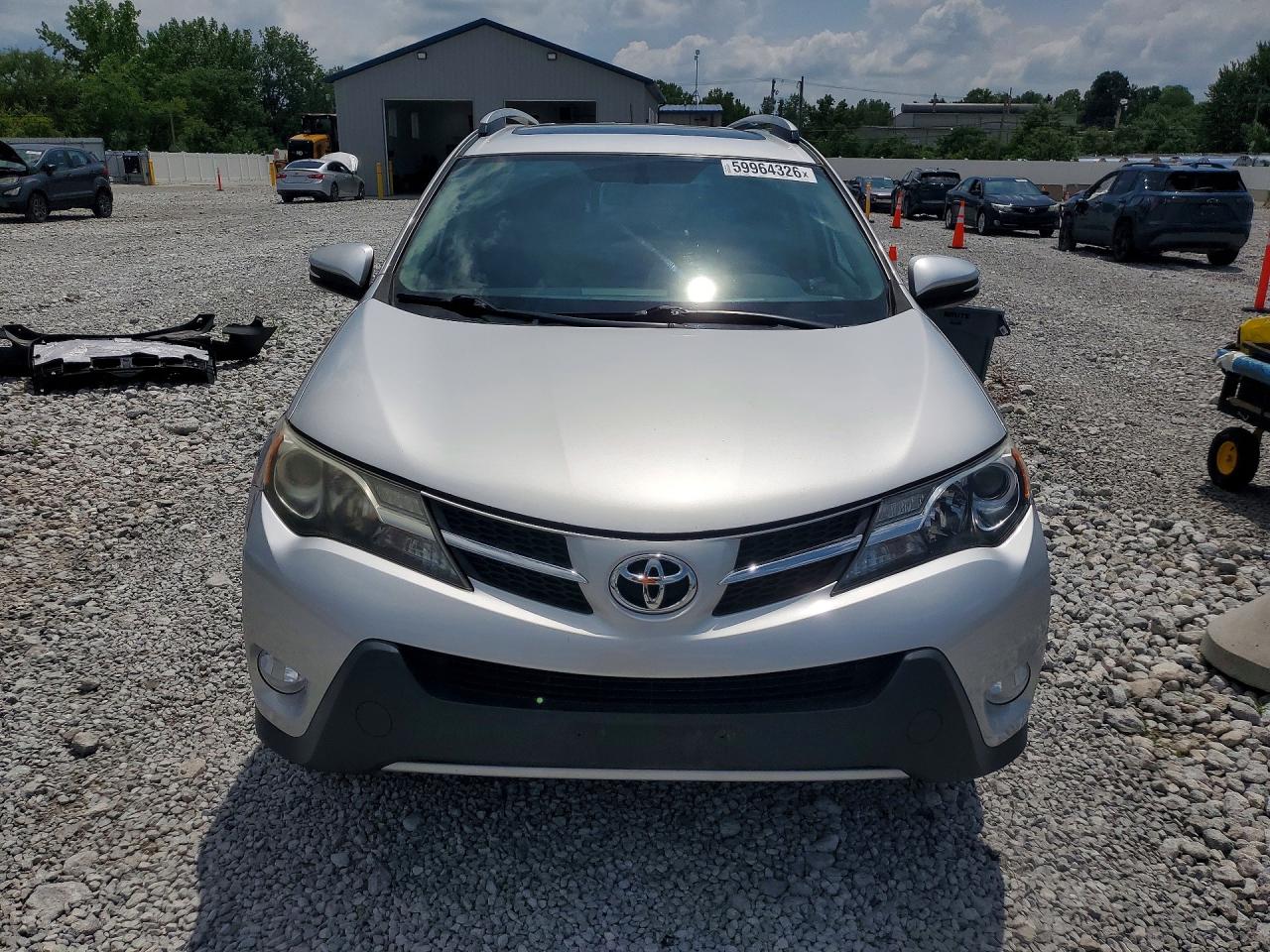 2015 Toyota Rav4 Limited Silver vin: 2T3DFREV1FW387008