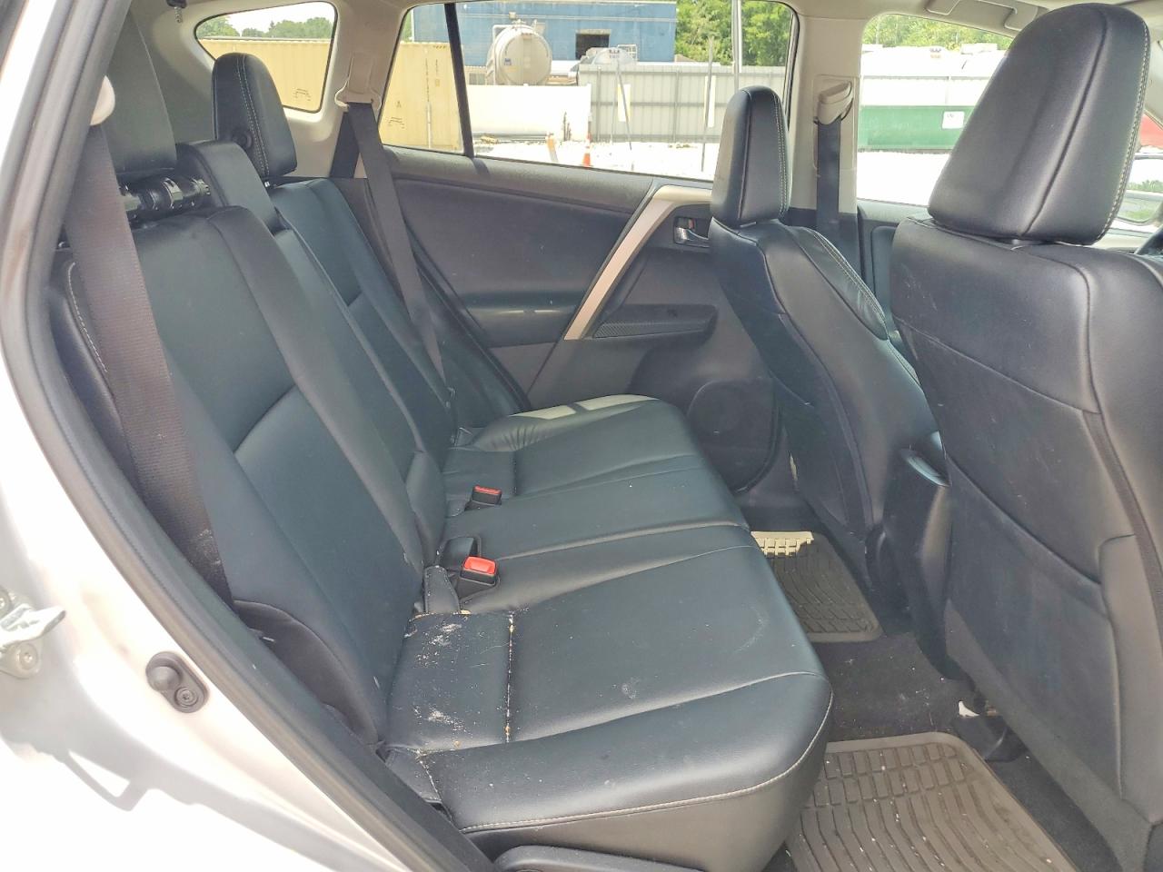 2015 Toyota Rav4 Limited Silver vin: 2T3DFREV1FW387008