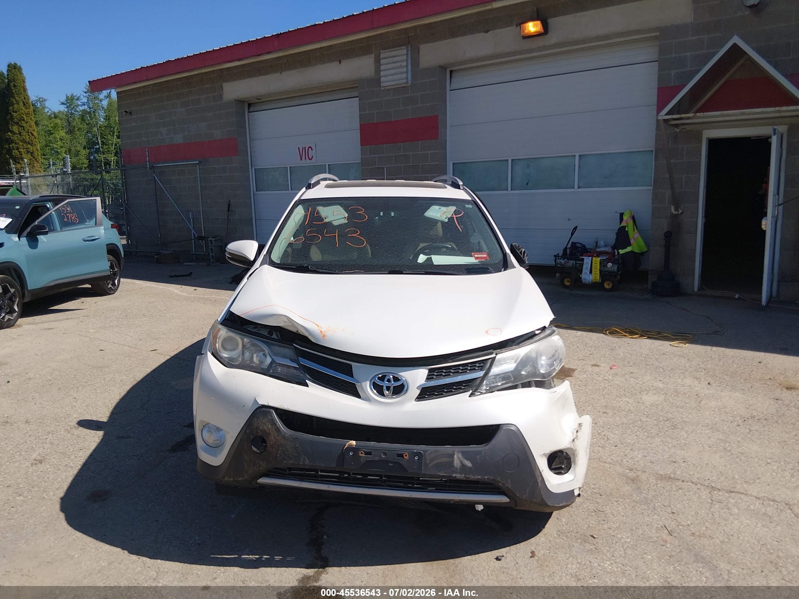 2013 Toyota Rav4 Limited White vin: 2T3DFREV2DW106931