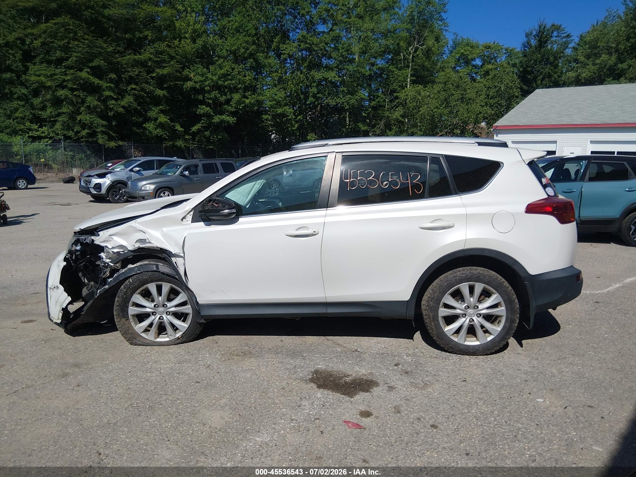2013 Toyota Rav4 Limited White vin: 2T3DFREV2DW106931