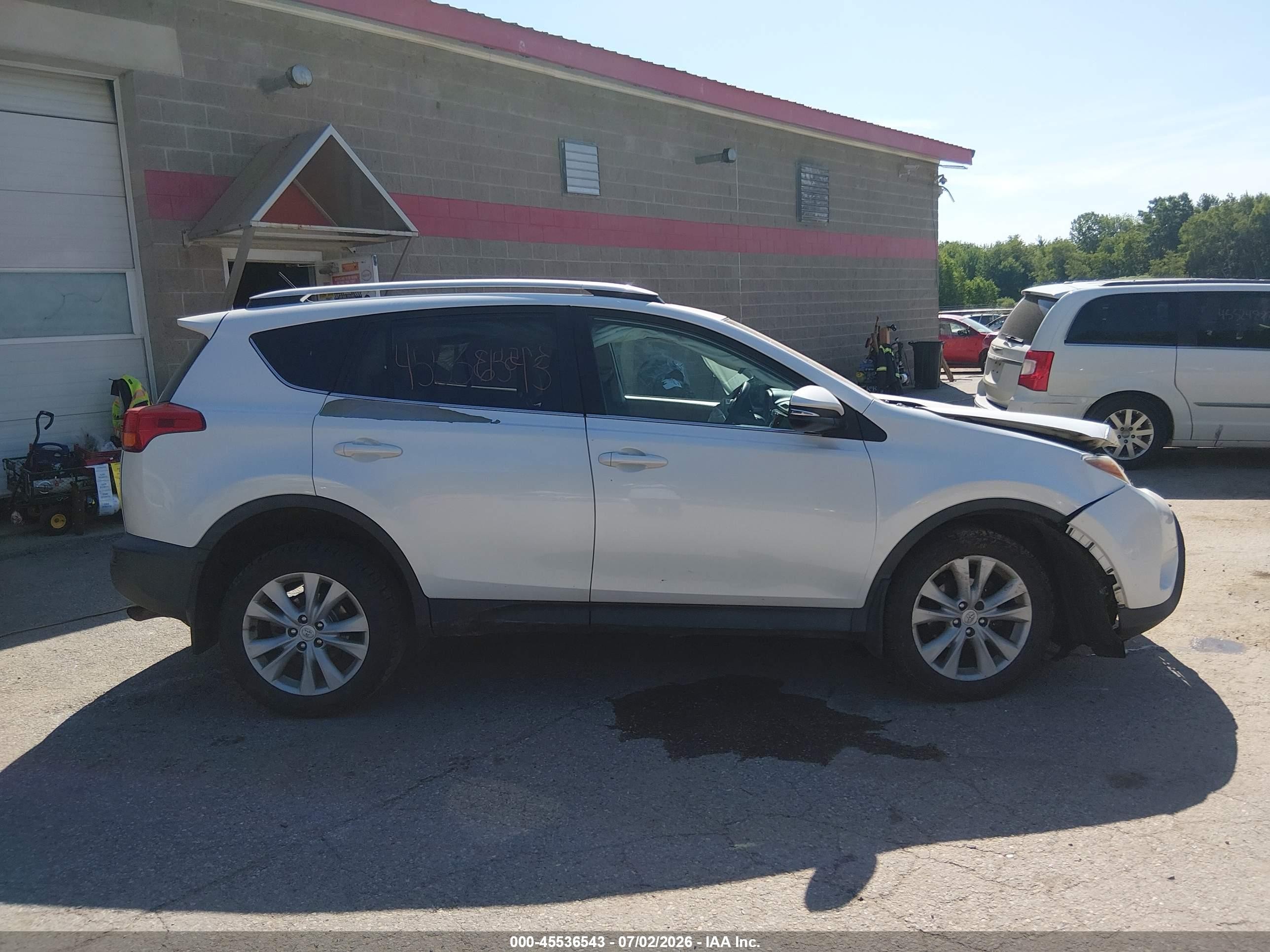2013 Toyota Rav4 Limited White vin: 2T3DFREV2DW106931