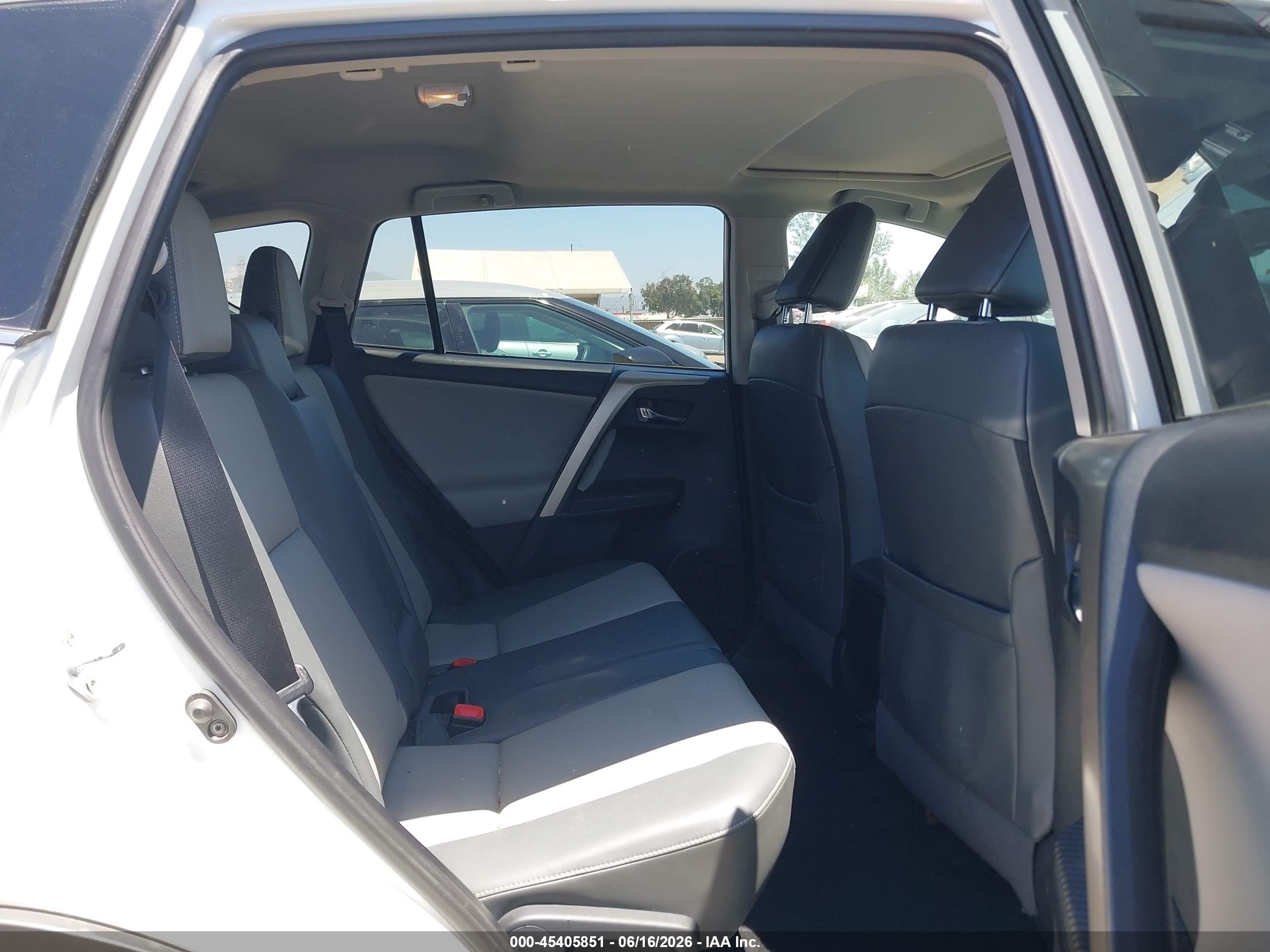 2014 Toyota Rav4 Limited White vin: 2T3DFREV2EW177905