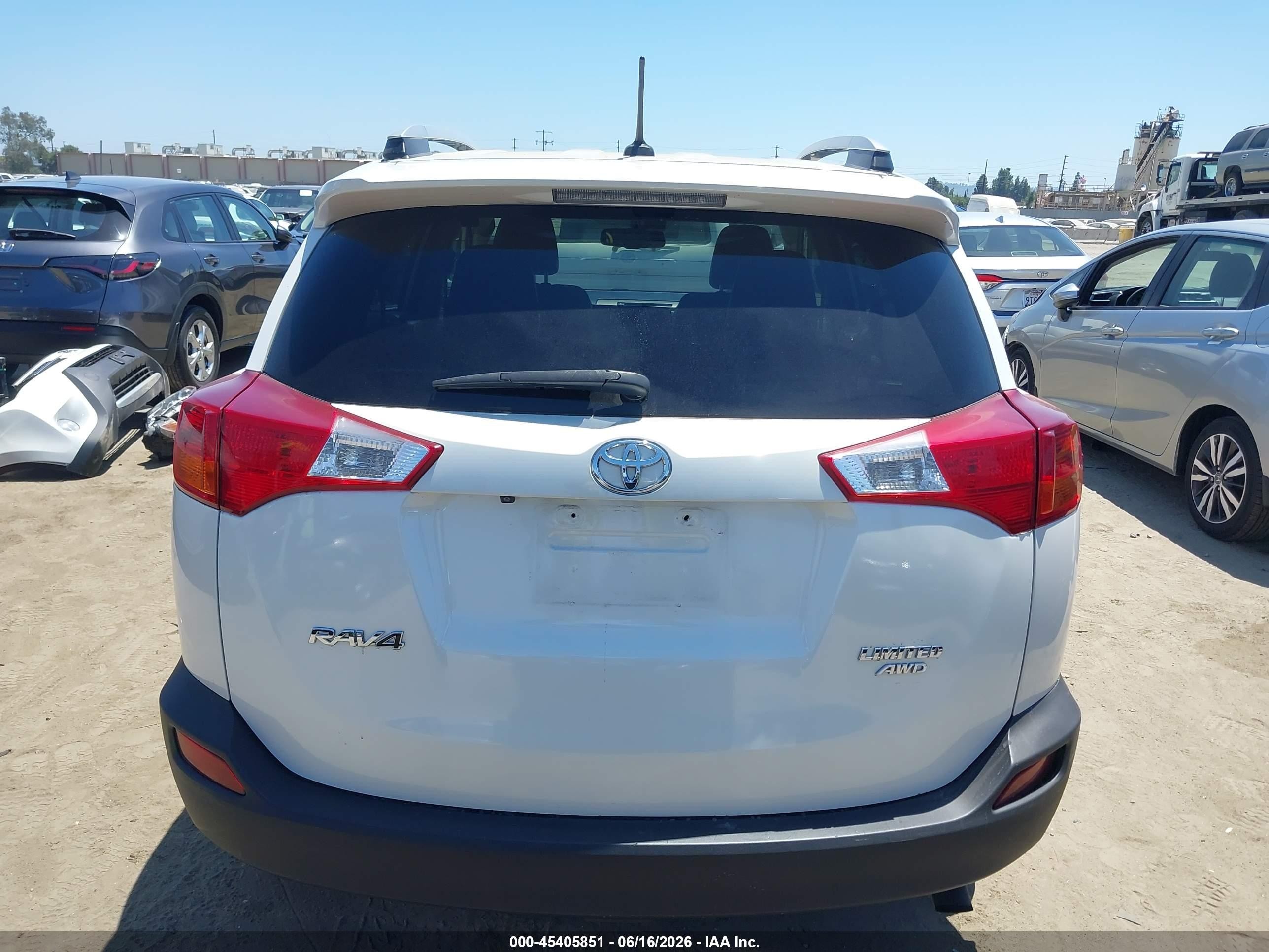 2014 Toyota Rav4 Limited White vin: 2T3DFREV2EW177905