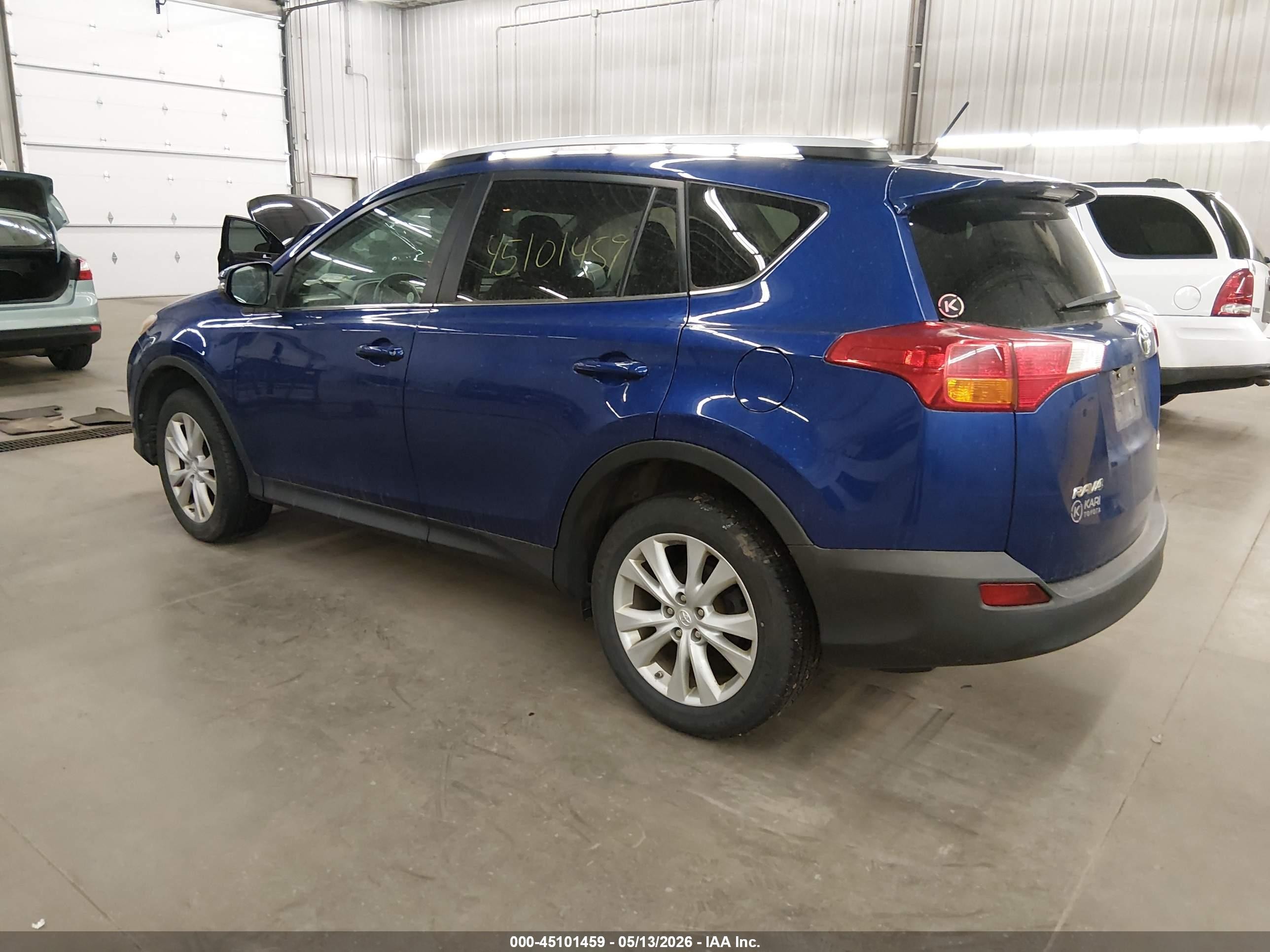 2015 Toyota Rav4 Limited Blue vin: 2T3DFREV2FW273504
