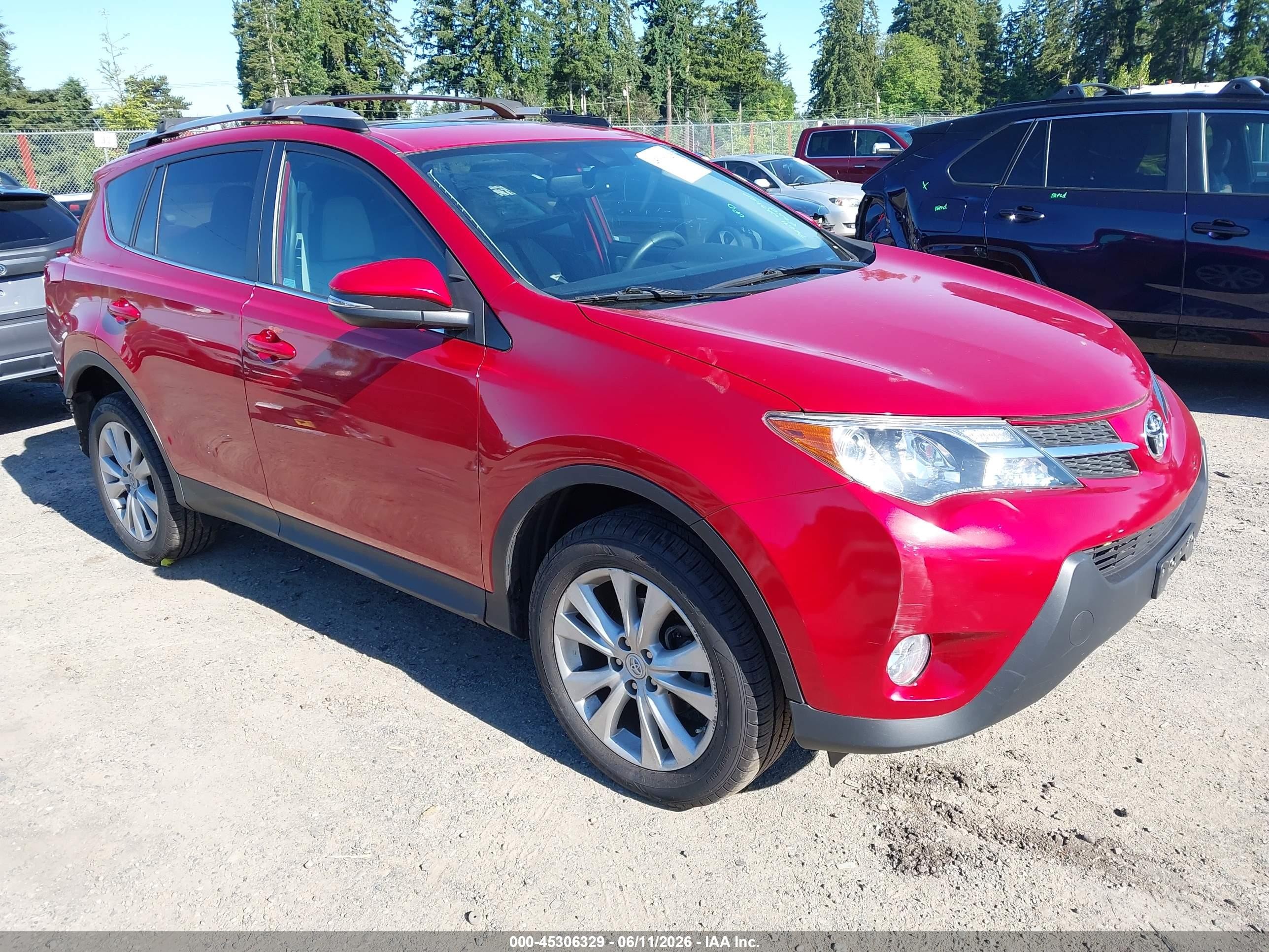 2015 Toyota Rav4 Limited Red vin: 2T3DFREV2FW280131